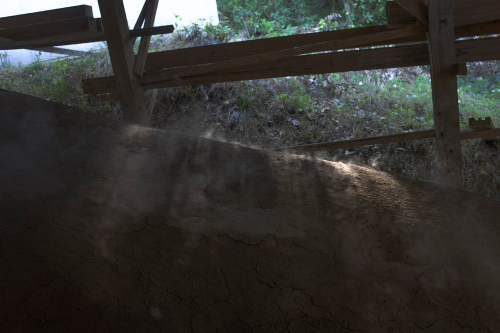 山本亮平『白瓷陰刻小鉢』初期伊万里 李朝 古唐津 黒高麗 オンギ