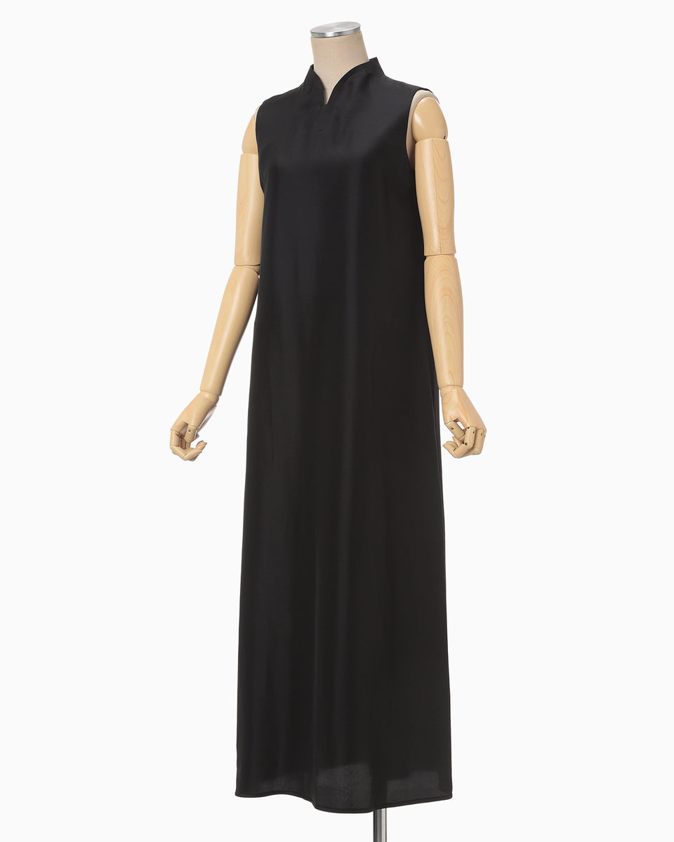 chichu様　EN CIRCLE SLEEVELESブラック Basic Silk Sleeveless V-neck Dress - black - Mame Kurogouchi