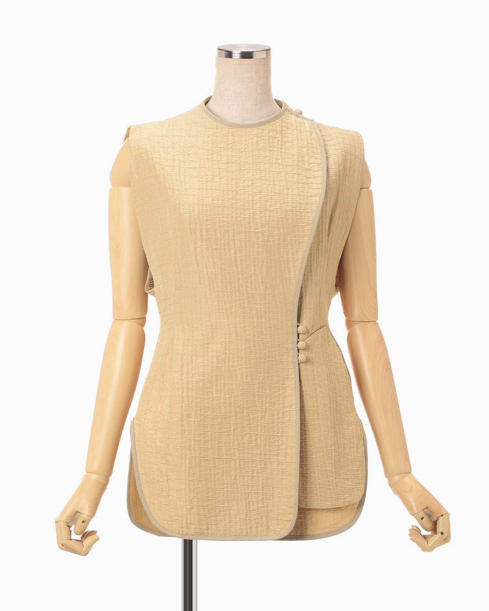 ☆*:.。.ミーコ.。.:*☆ページ Grain Finish Flap Front Vest - beige - Mame Kurogouchi