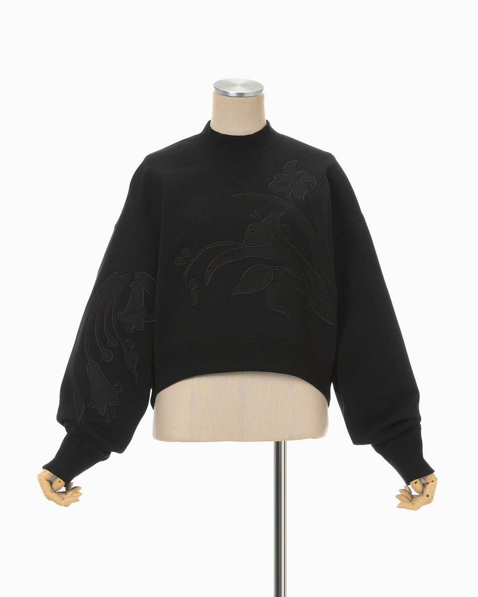 Floral Embroidery Short Sweat Top - black - Mame Kurogouchi