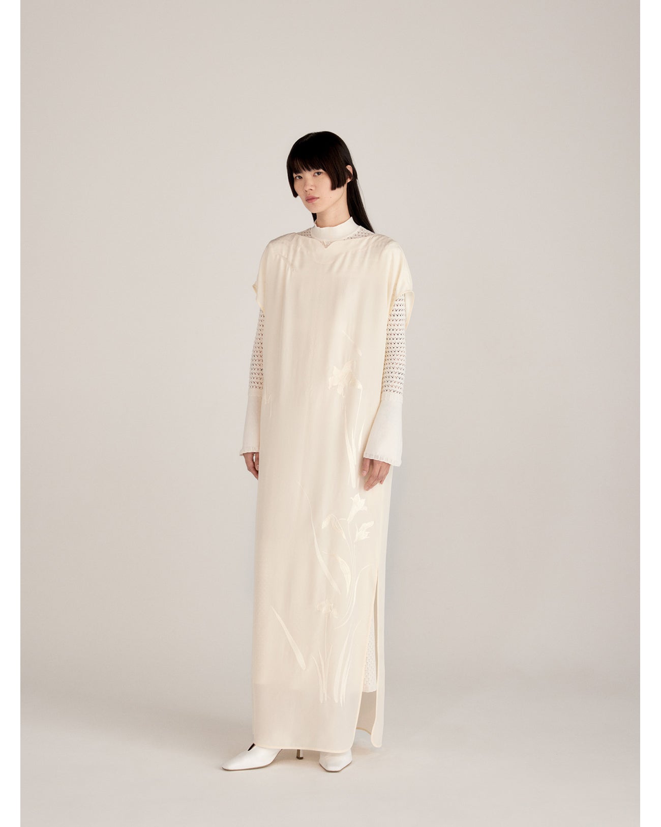 Silk Cupra Floral Embroidery Dress - ecru - Mame Kurogouchi