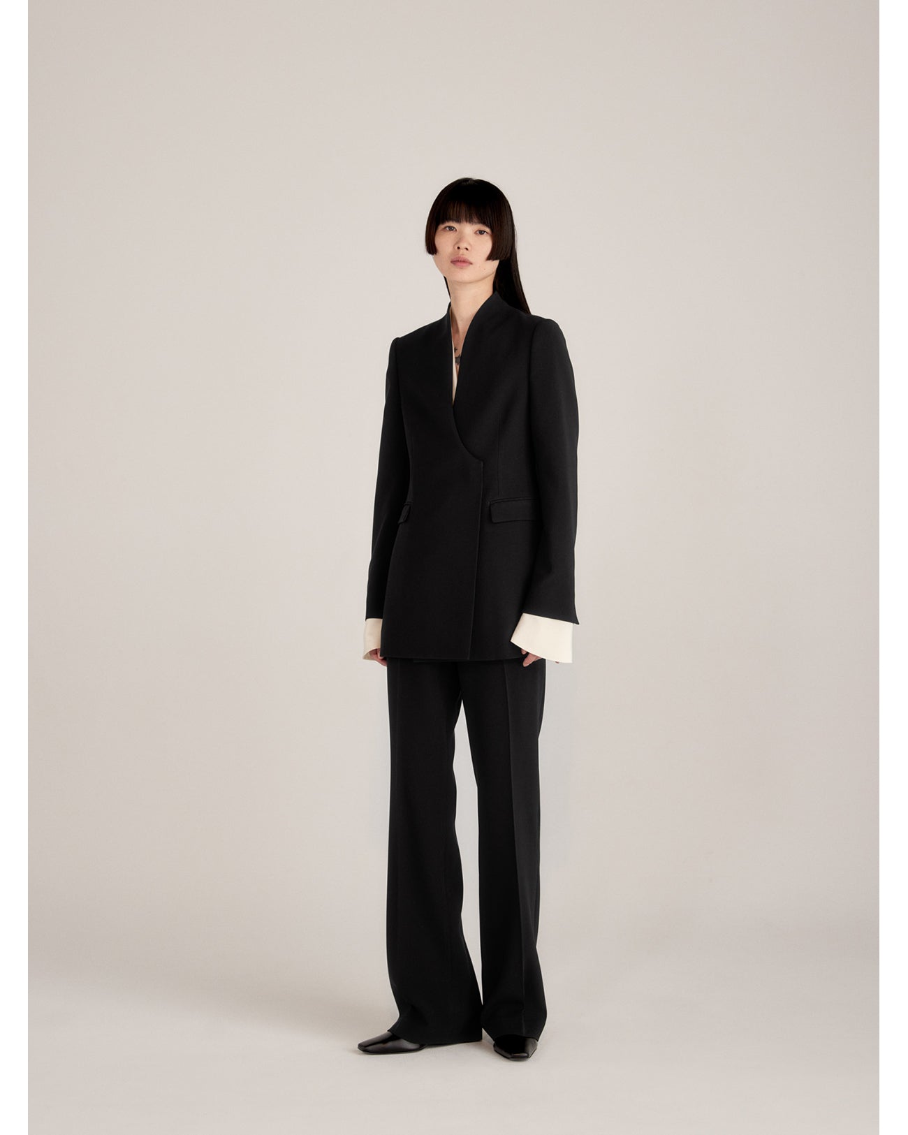 Collarless Double Breasted Suit Jacket - black - Mame Kurogouchi
