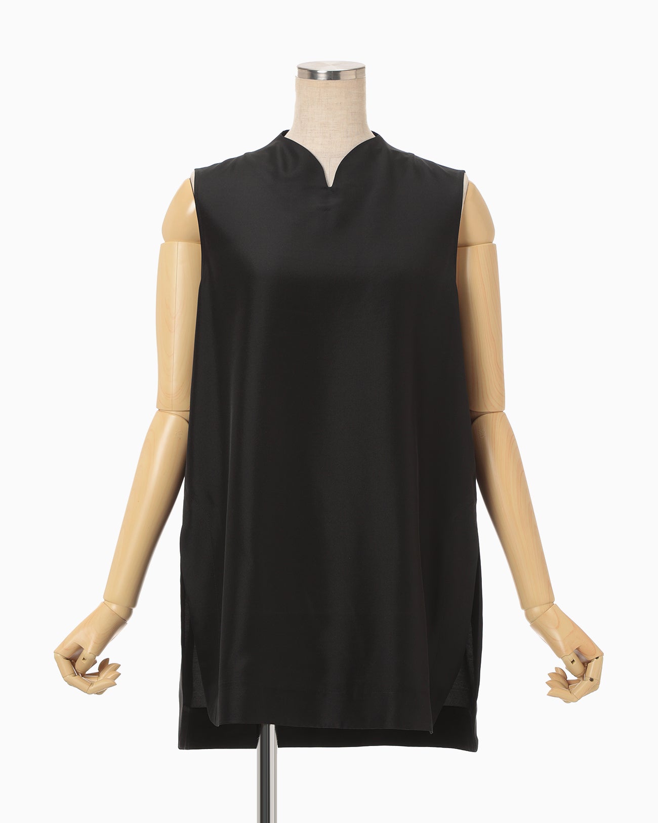 Mame Kurogouchi ノースリーブトップス BK Basic Silk Sleeveless Top - black - Mame Kurogouchi