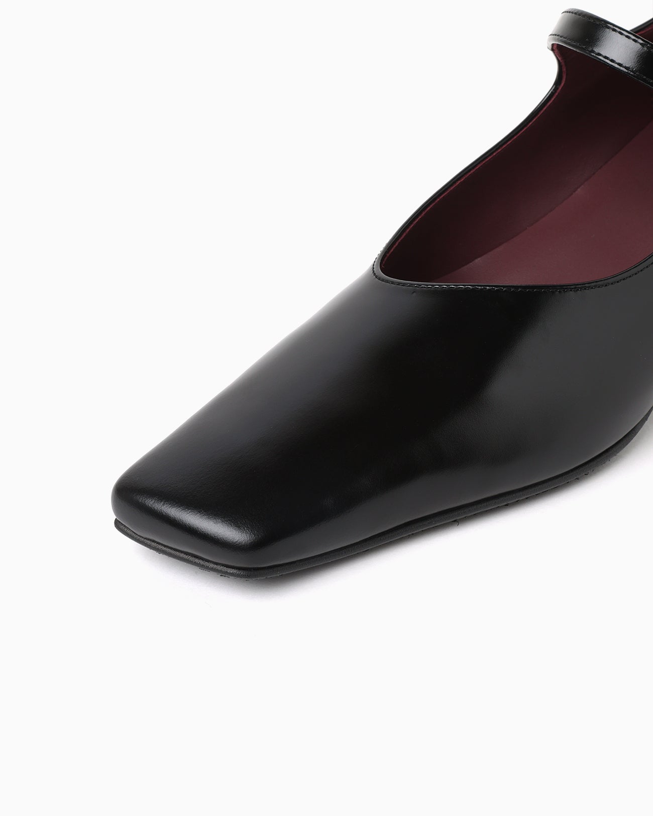 Square Toe In-Step Strap Heels - black
