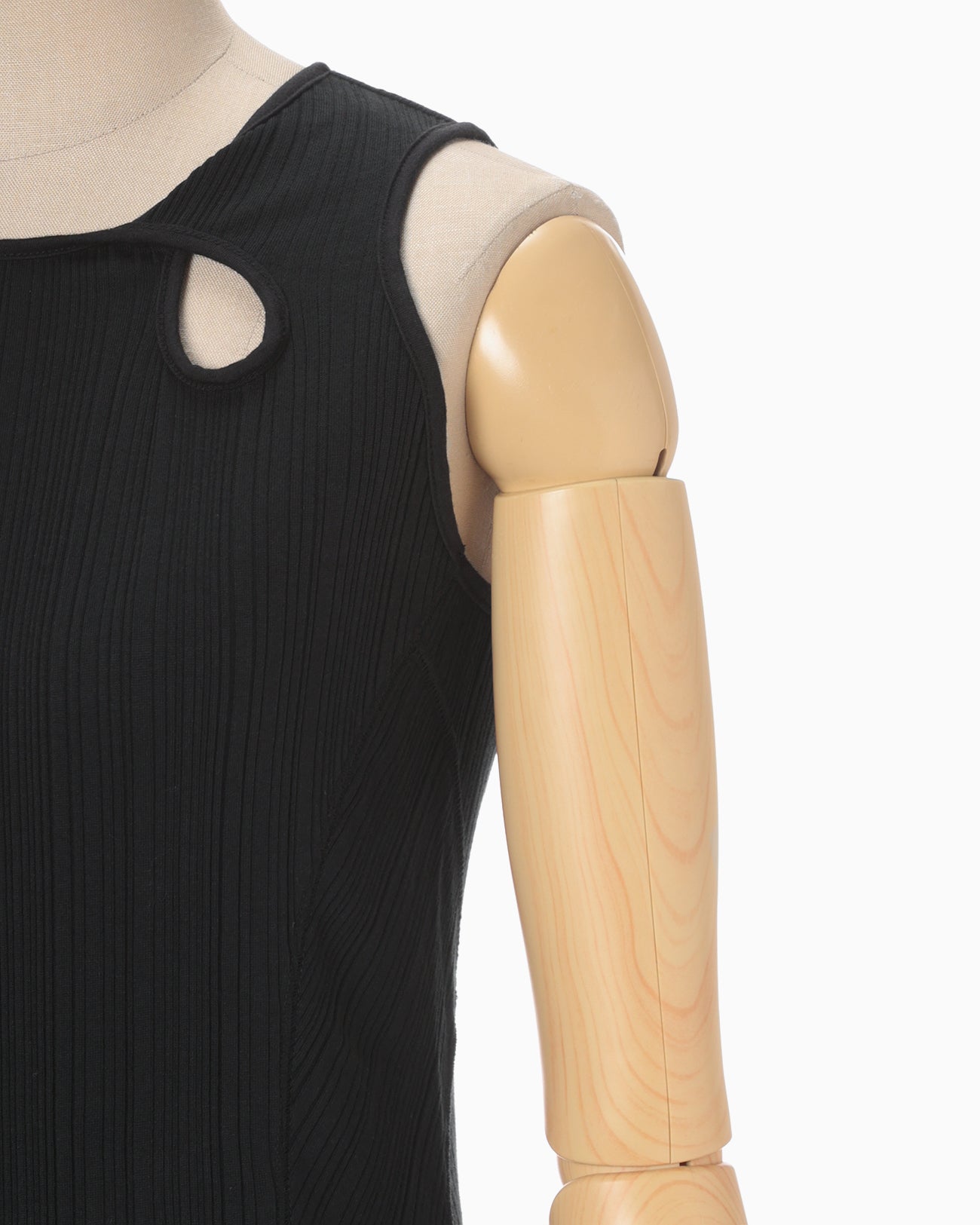 Random Ribbed Organic Cotton Sleeveless Top - black