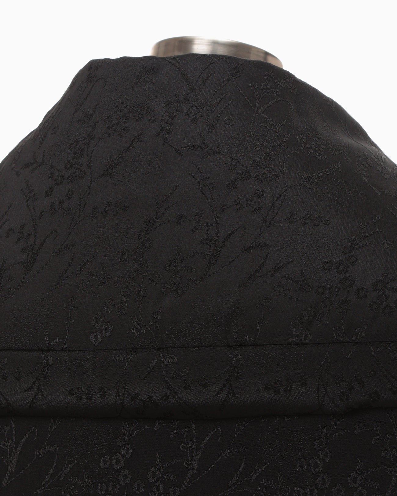Floral Jacquard Rounded Down Jacket - black