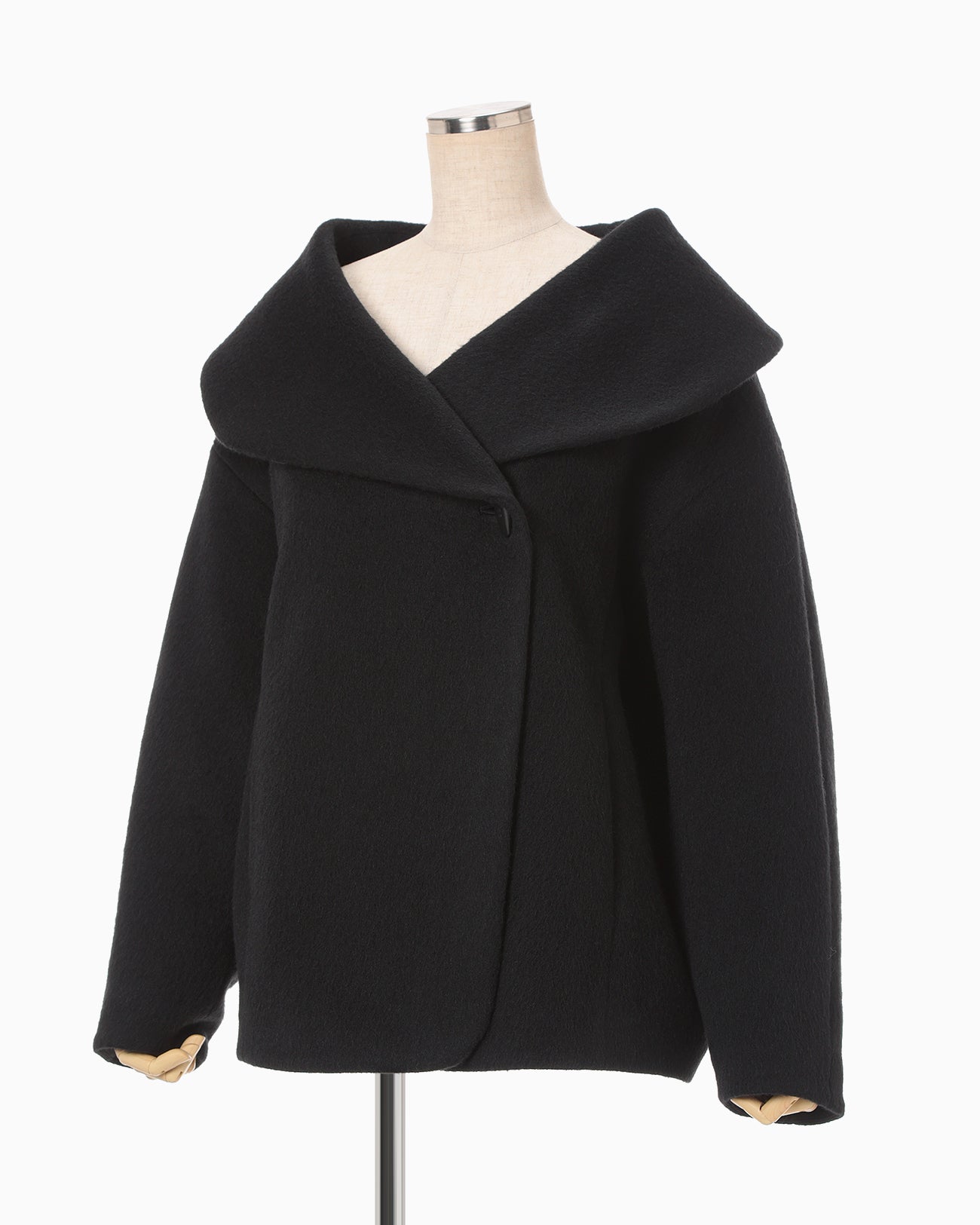 Wool Arupaka Shawl Collar Short Cort - black