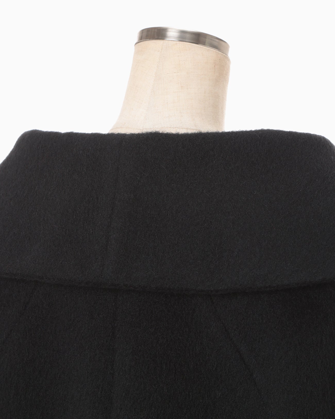 Wool Arupaka Shawl Collar Short Cort - black