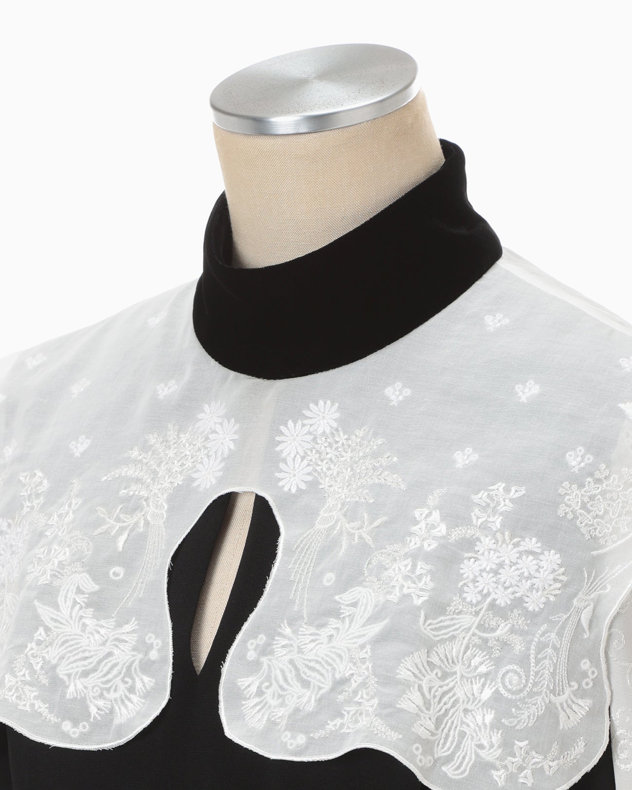 黒霧ページ Triacetate Georgette Floral Embroidery Sleeve Classic Dress