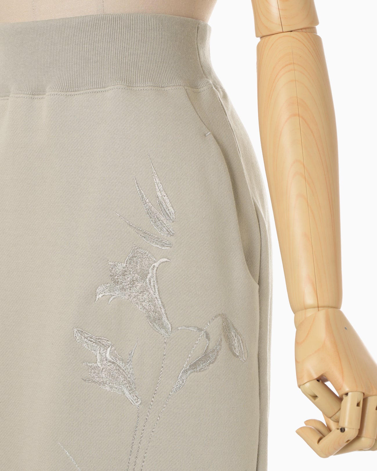 Floral Motif Embroidered Sweater Skirt - beige