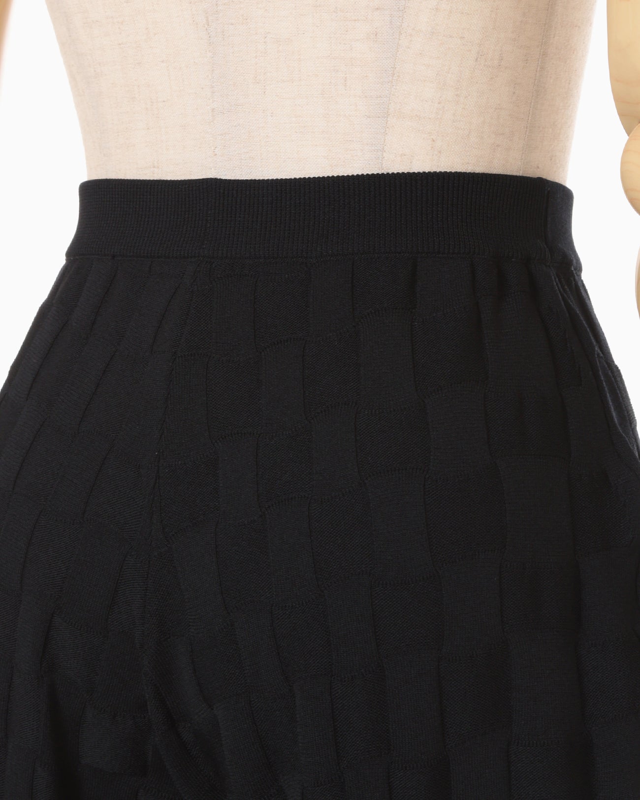 Links Stitch Knitted Trousers - black