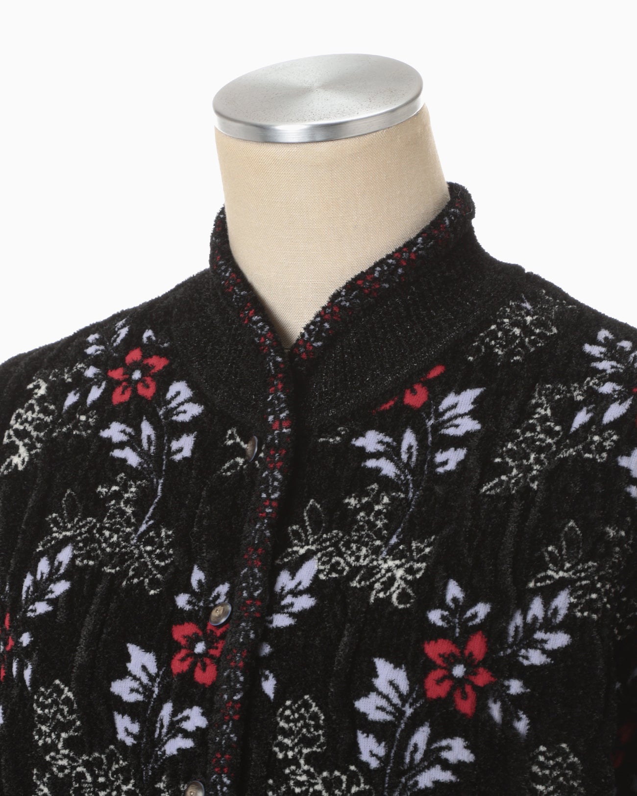 Floral Motif Chenille Knited Cardigan - black