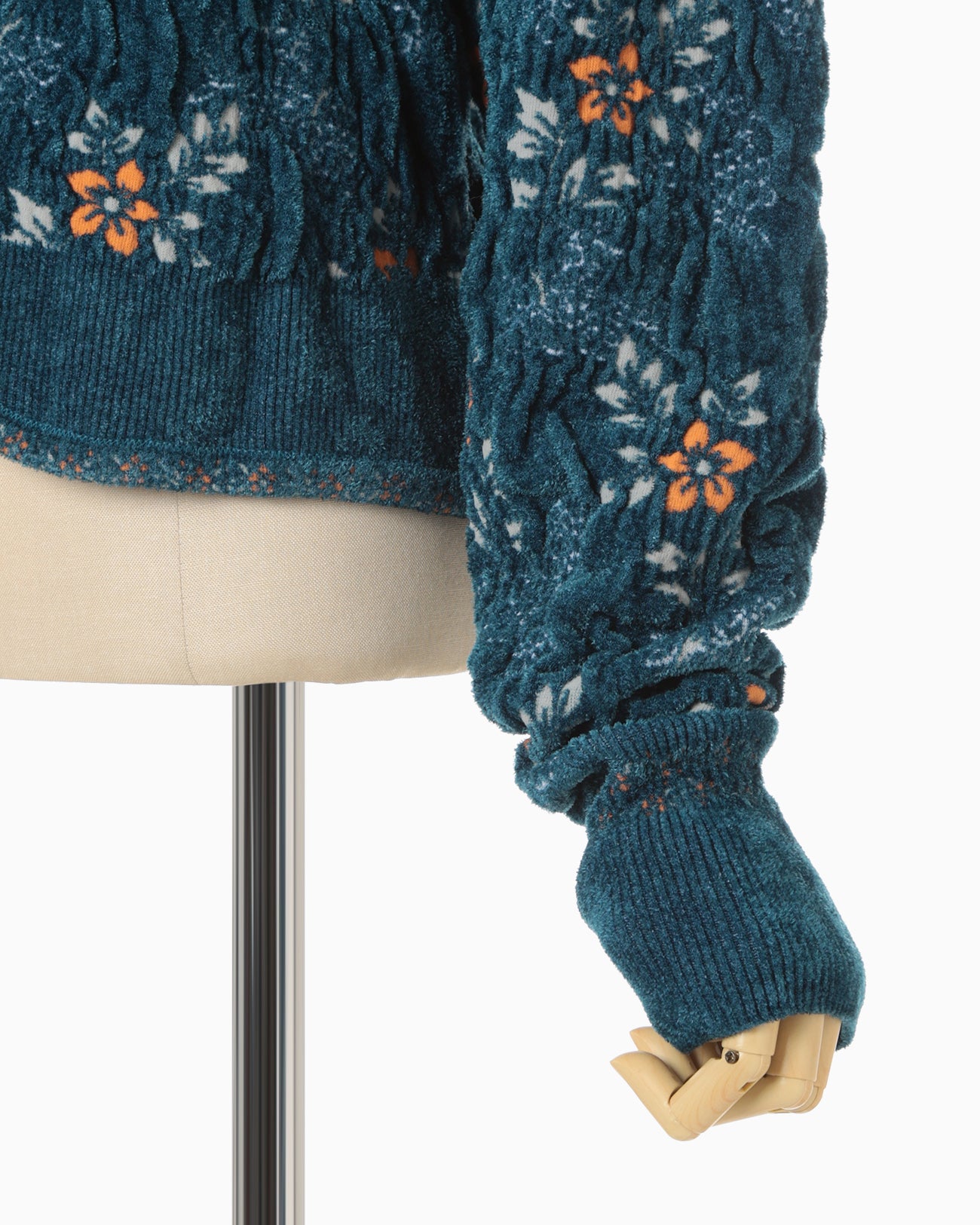 Floral Motif Chenille Knited Cardigan - blue