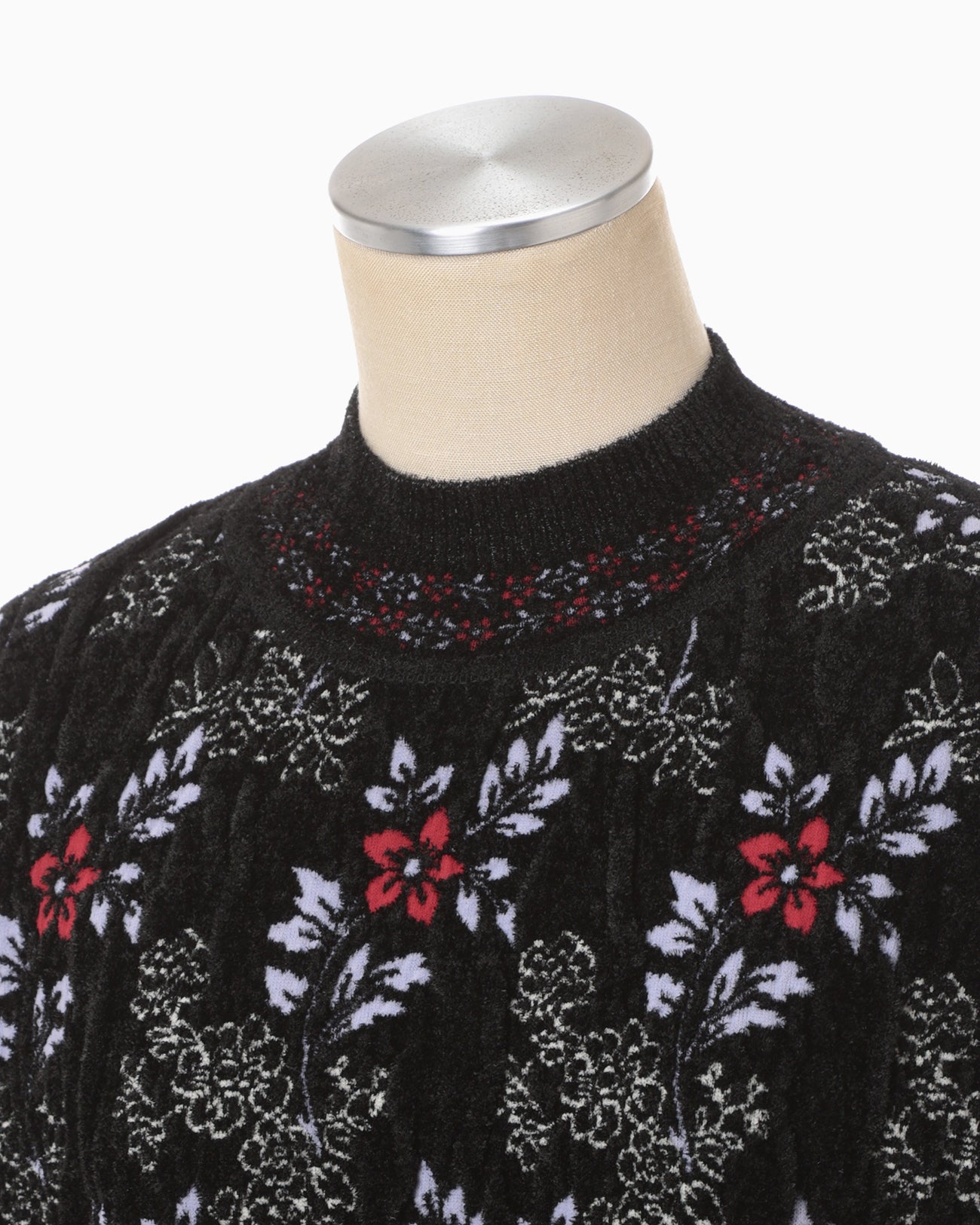 Floral Motif Chenille Knited Top - black