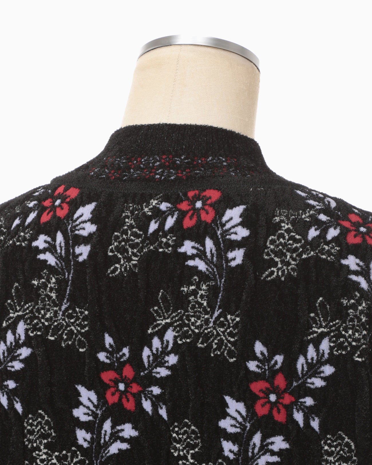 Floral Motif Chenille Knited Top - black