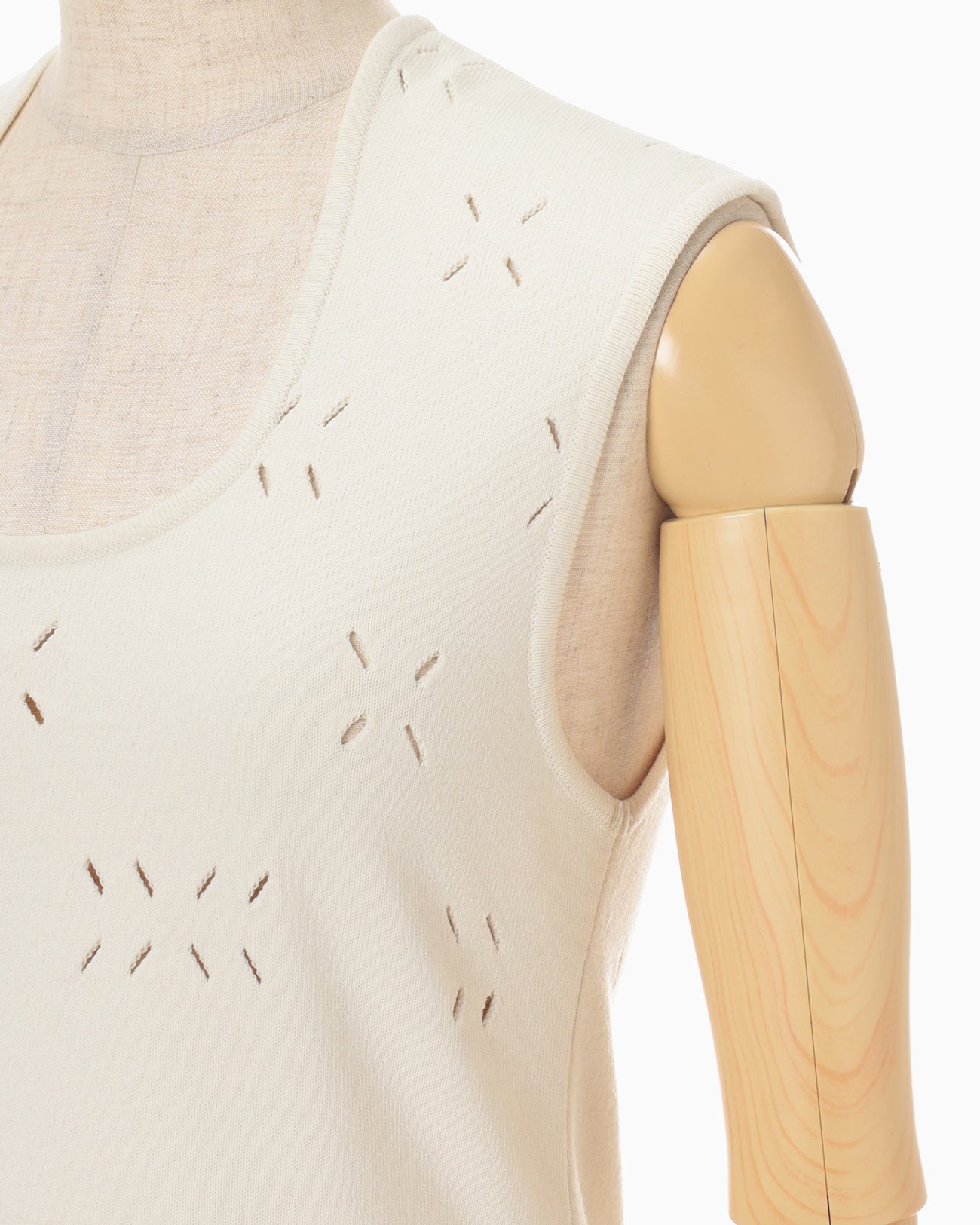 Eyelet Sleeveless Knitted Top - ecru
