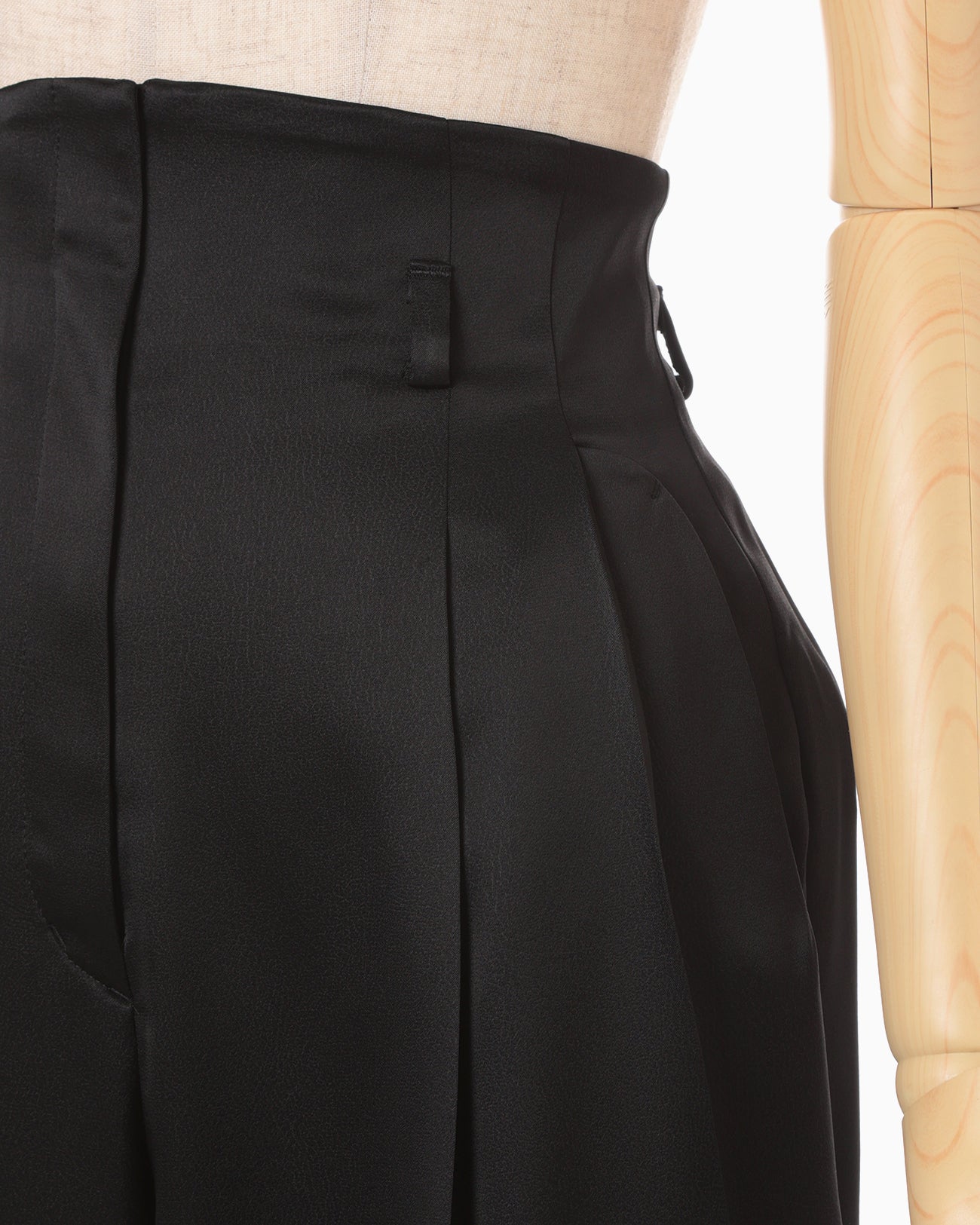 Embossed Leather Motif Triacetate High Waisted Trousers - black