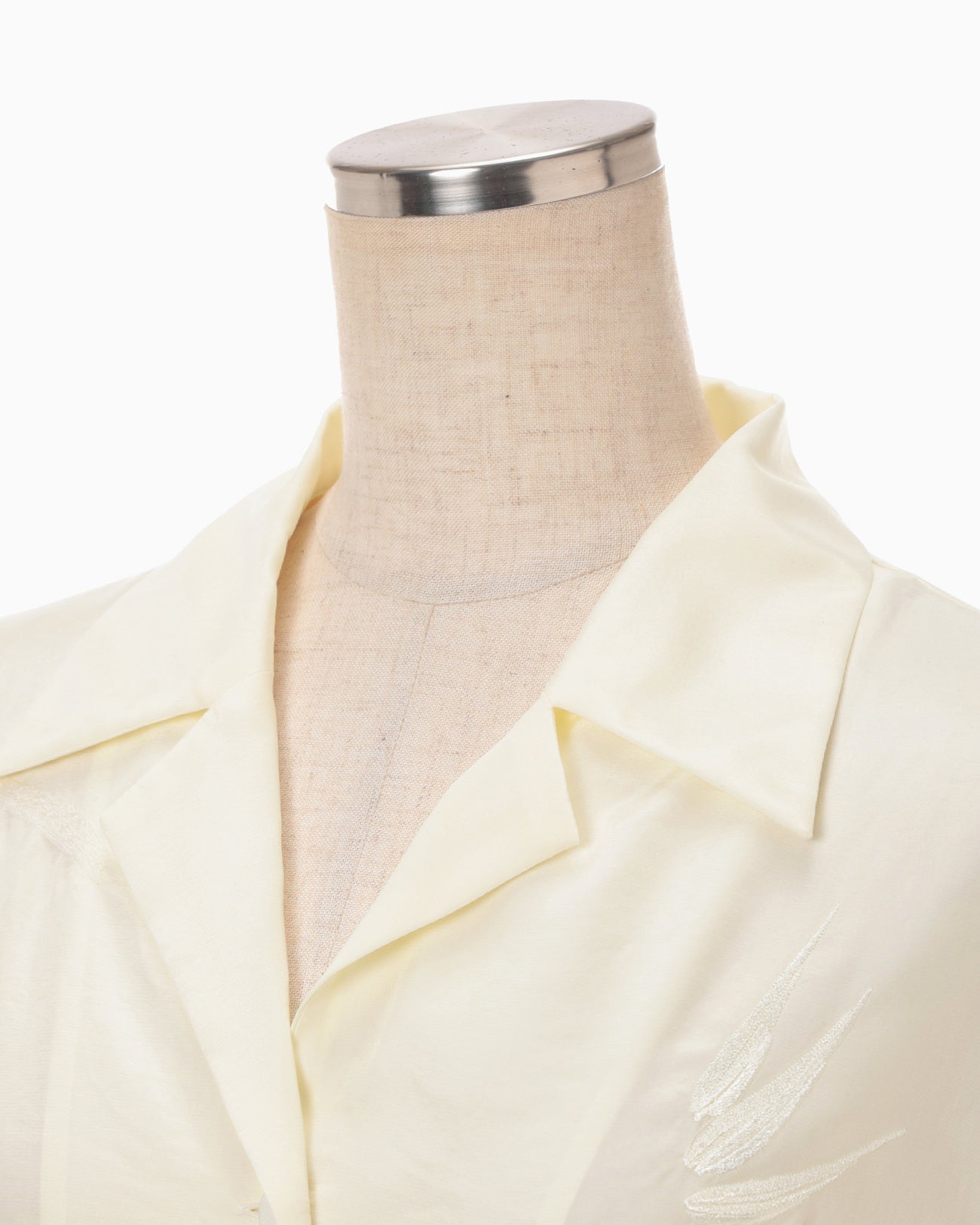 Silk Cupra Floral Embroidery Open Collar Shirt - ecru