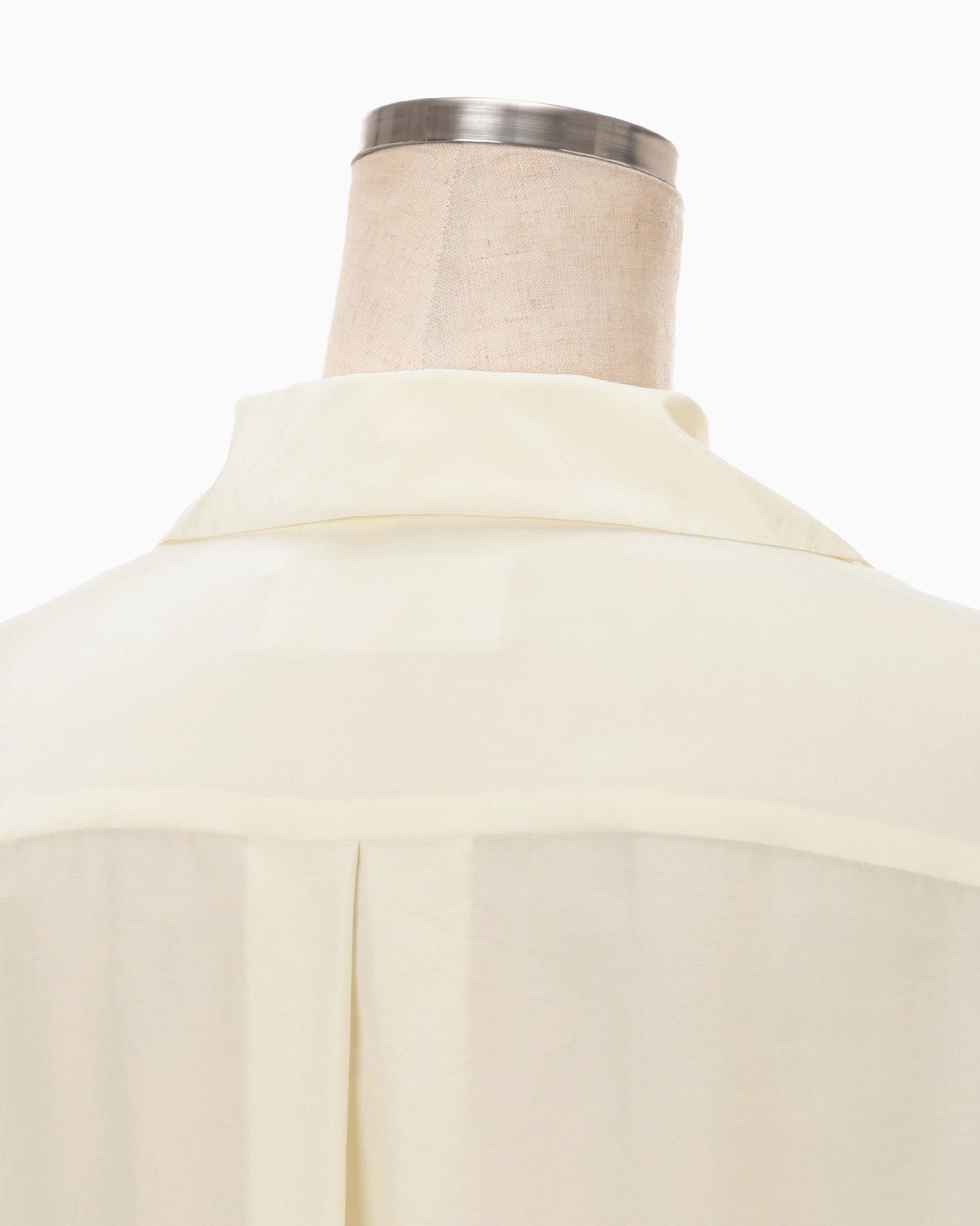 Silk Cupra Floral Embroidery Open Collar Shirt - ecru