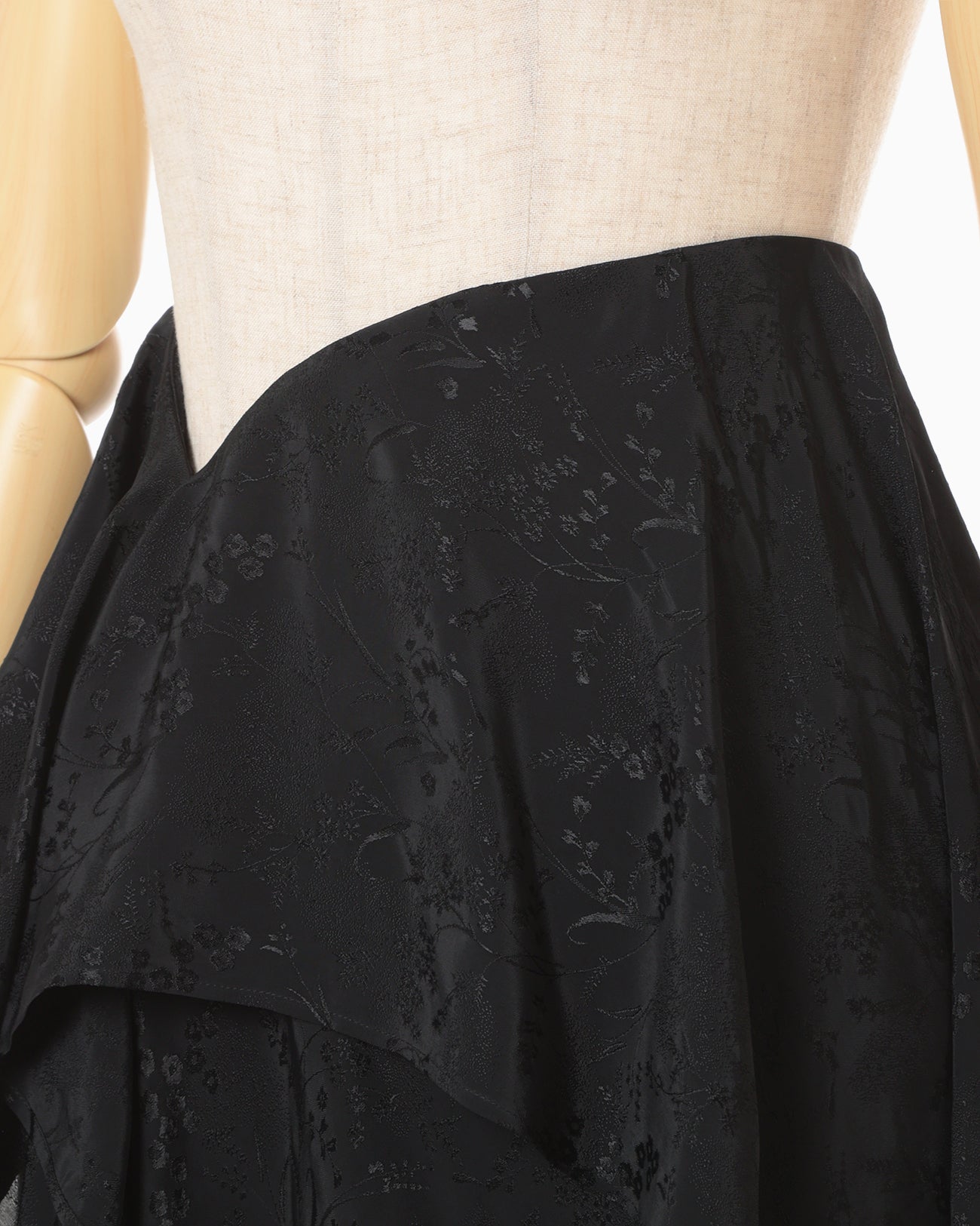 Floral Jacquard Asymmetry Drape Skirt - black