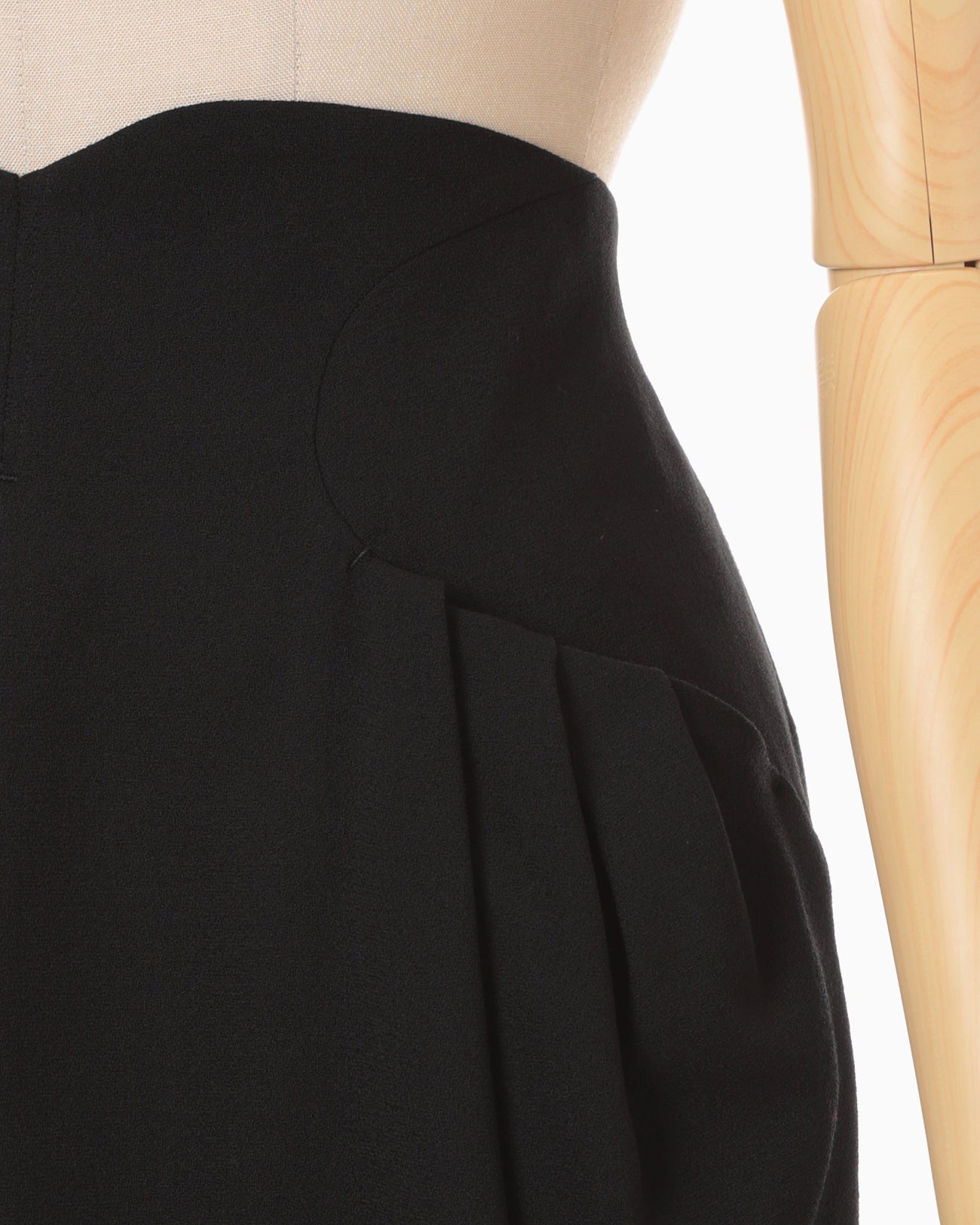 Wool Georgette High Waisted Skirt - black