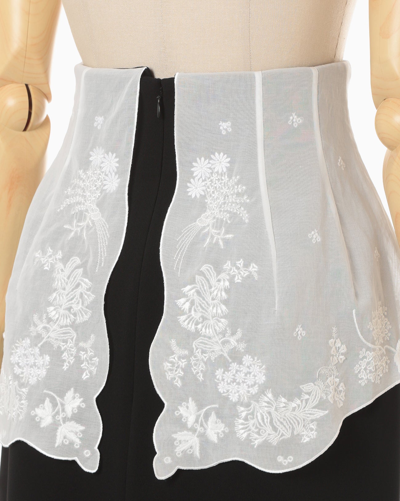 Triacetate Georgette Embroidery Peplum Skirt - black - Mame