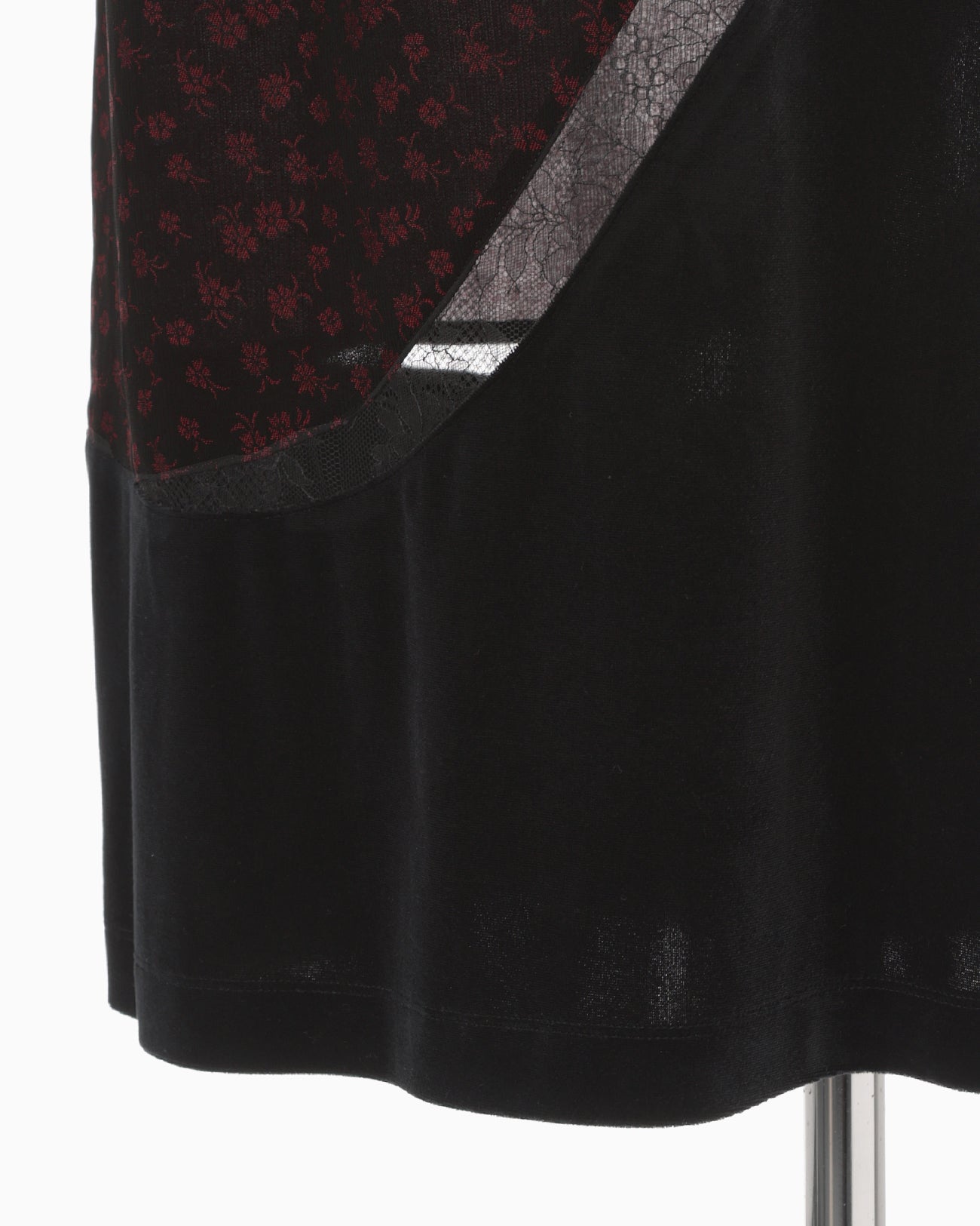 Cupro Triacetate Floral Jacquard Skirt - black × black