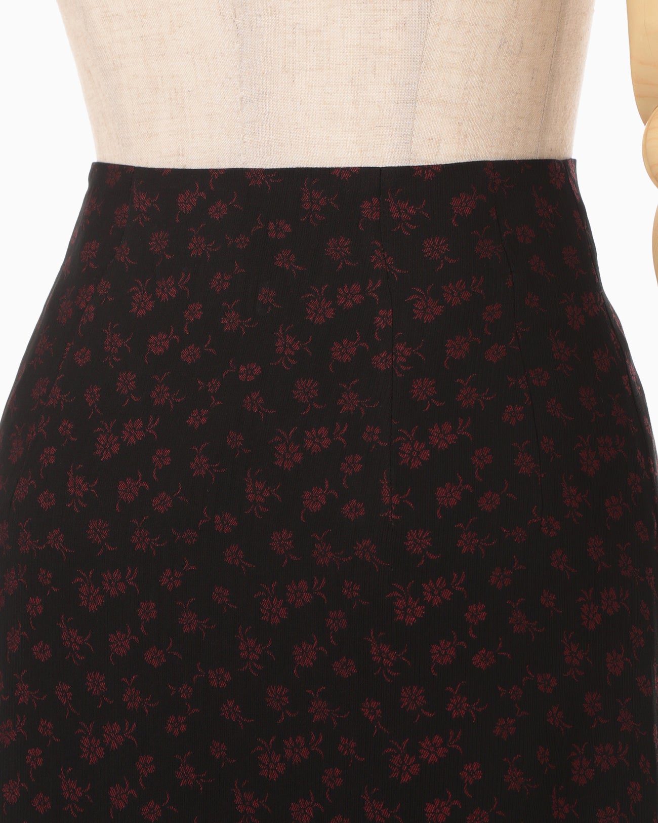 Cupro Triacetate Floral Jacquard Skirt - black × black