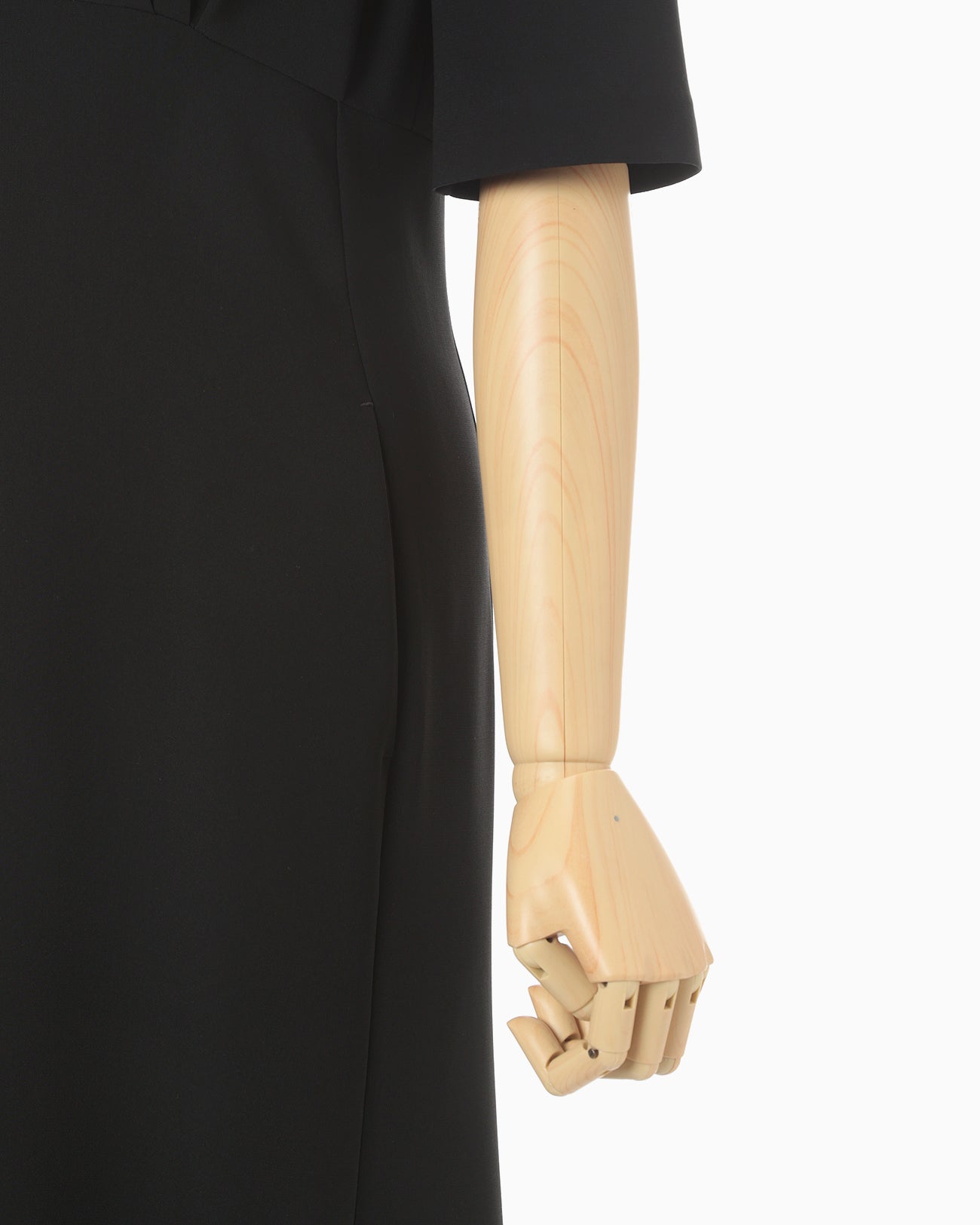 Triacetate Polyester Georgette Short Sleeve Dress - black