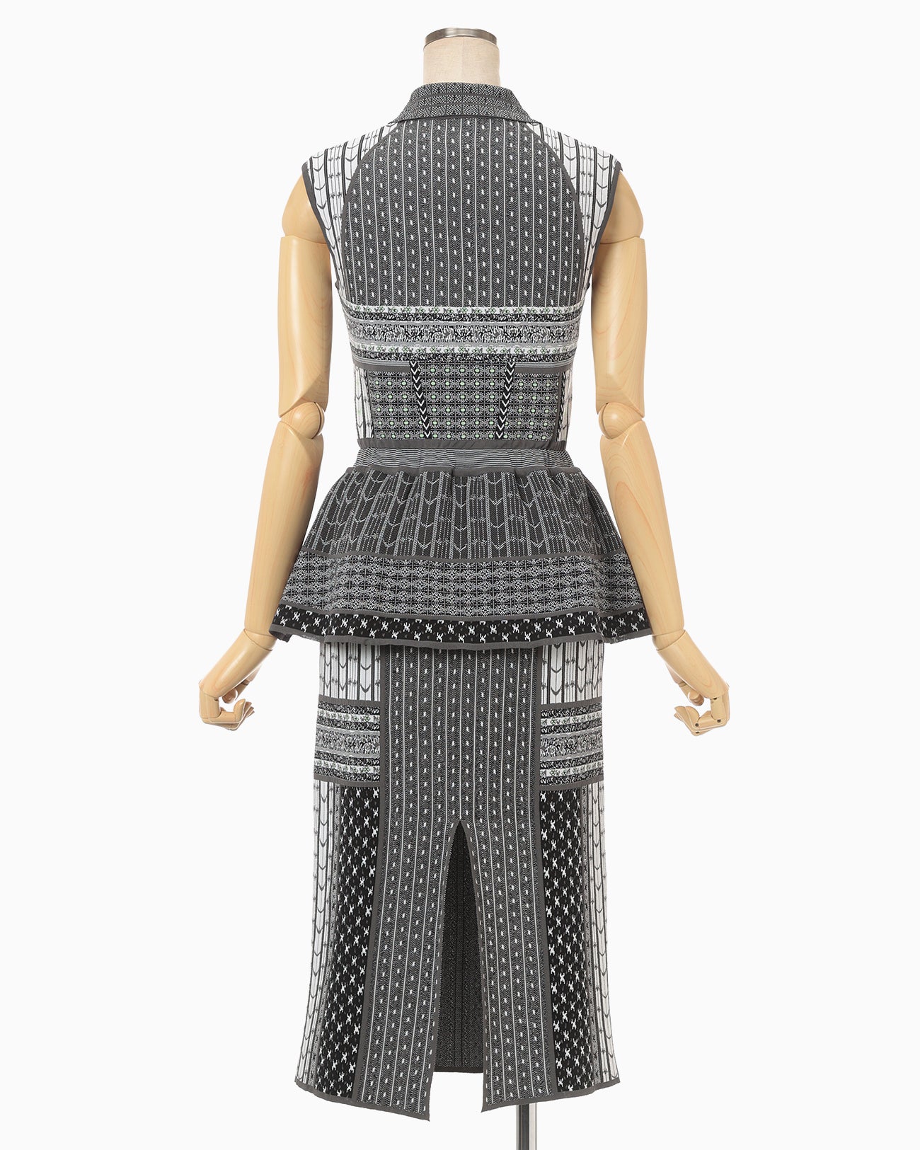 Geometric Pattern Knitted Dress - grey
