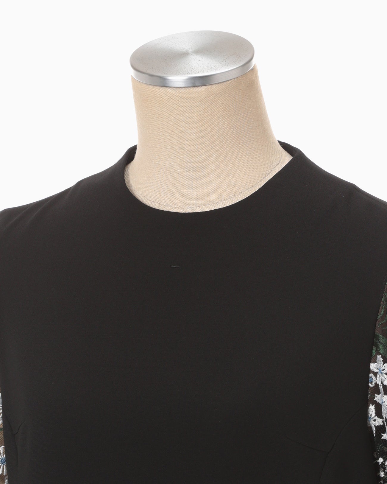 Floral Lace-Sleeve Classic Top - black