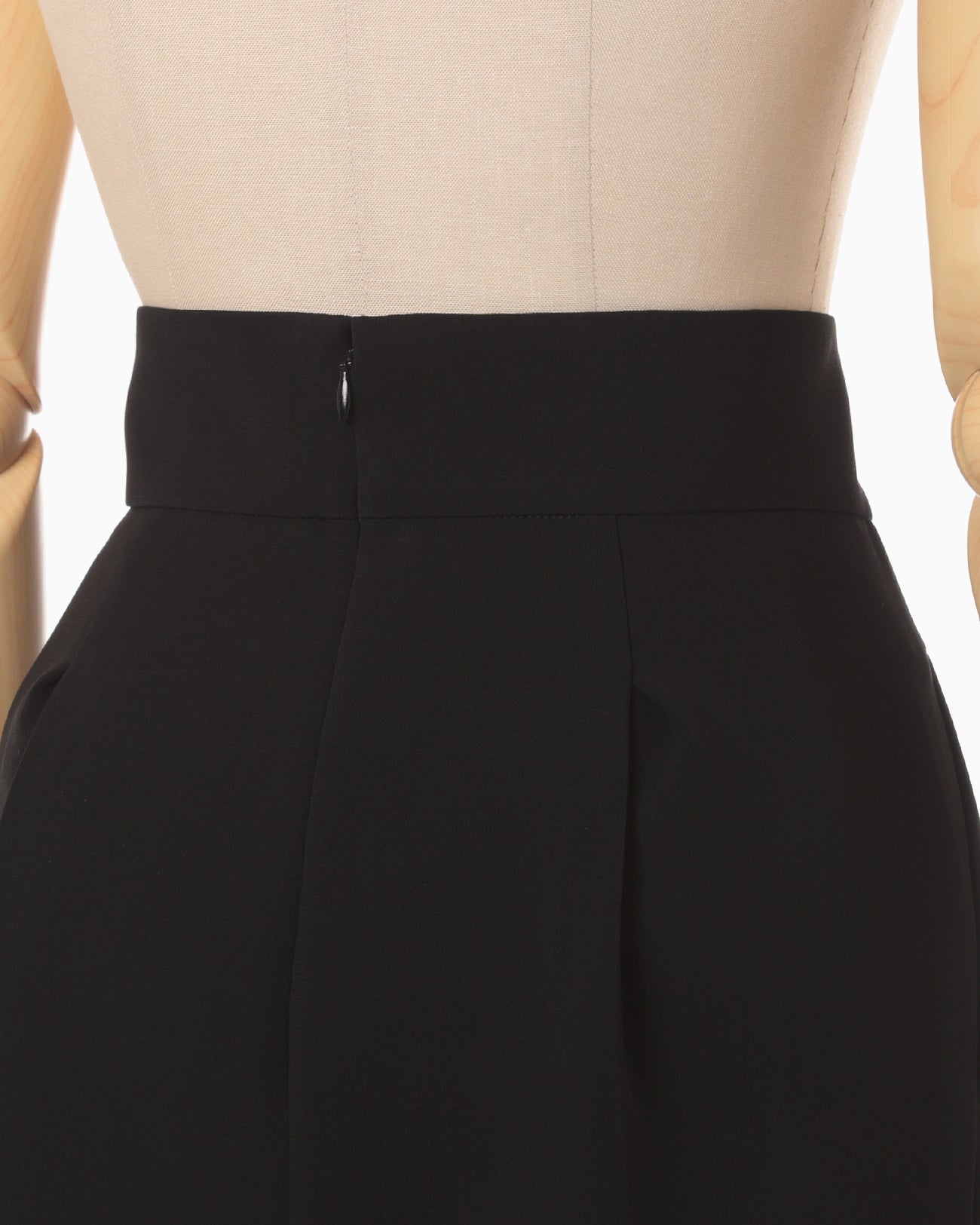 Acetate Polyester I-Line Skirt - black