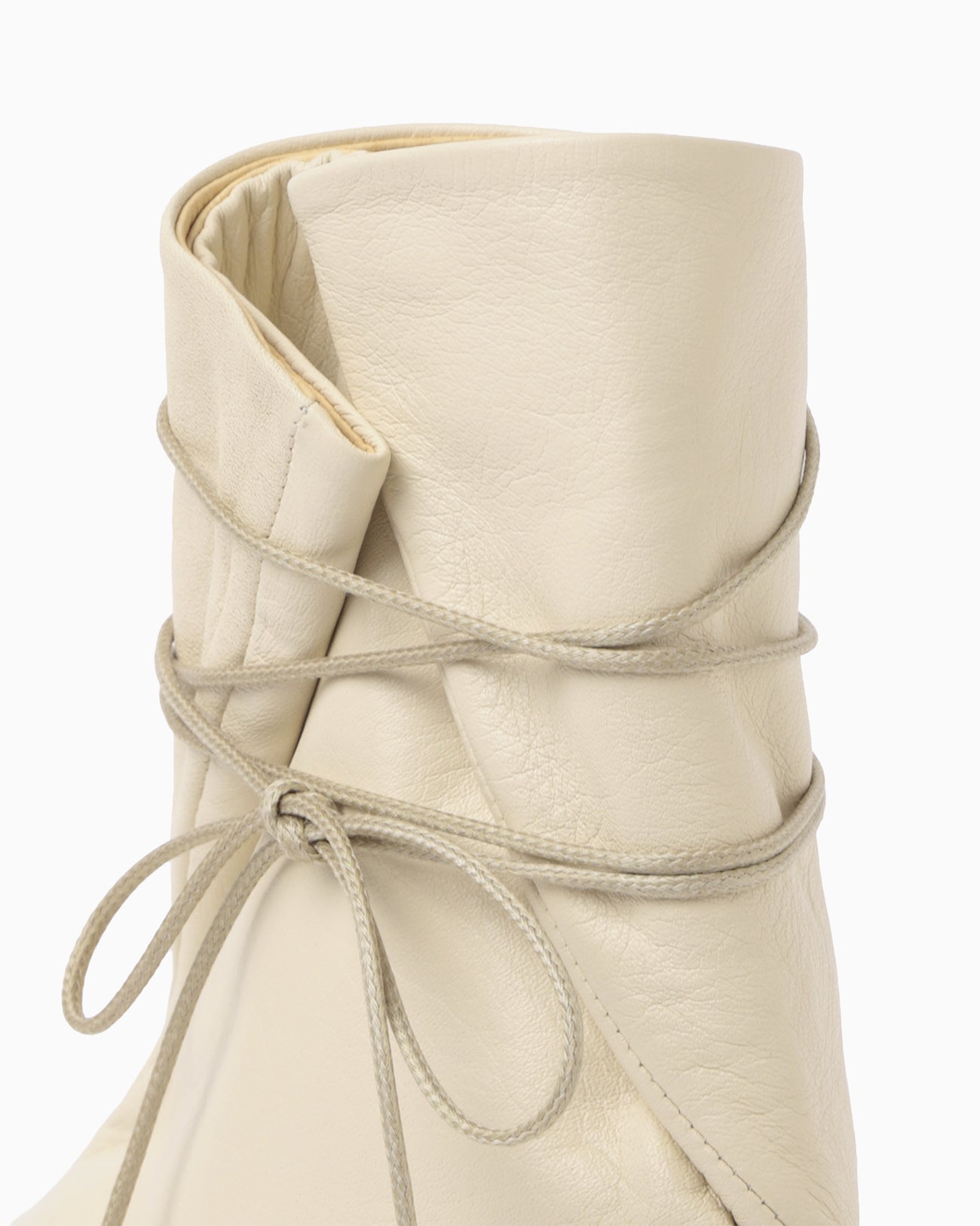 Cow Leather Wrap Boots - beige - Mame Kurogouchi