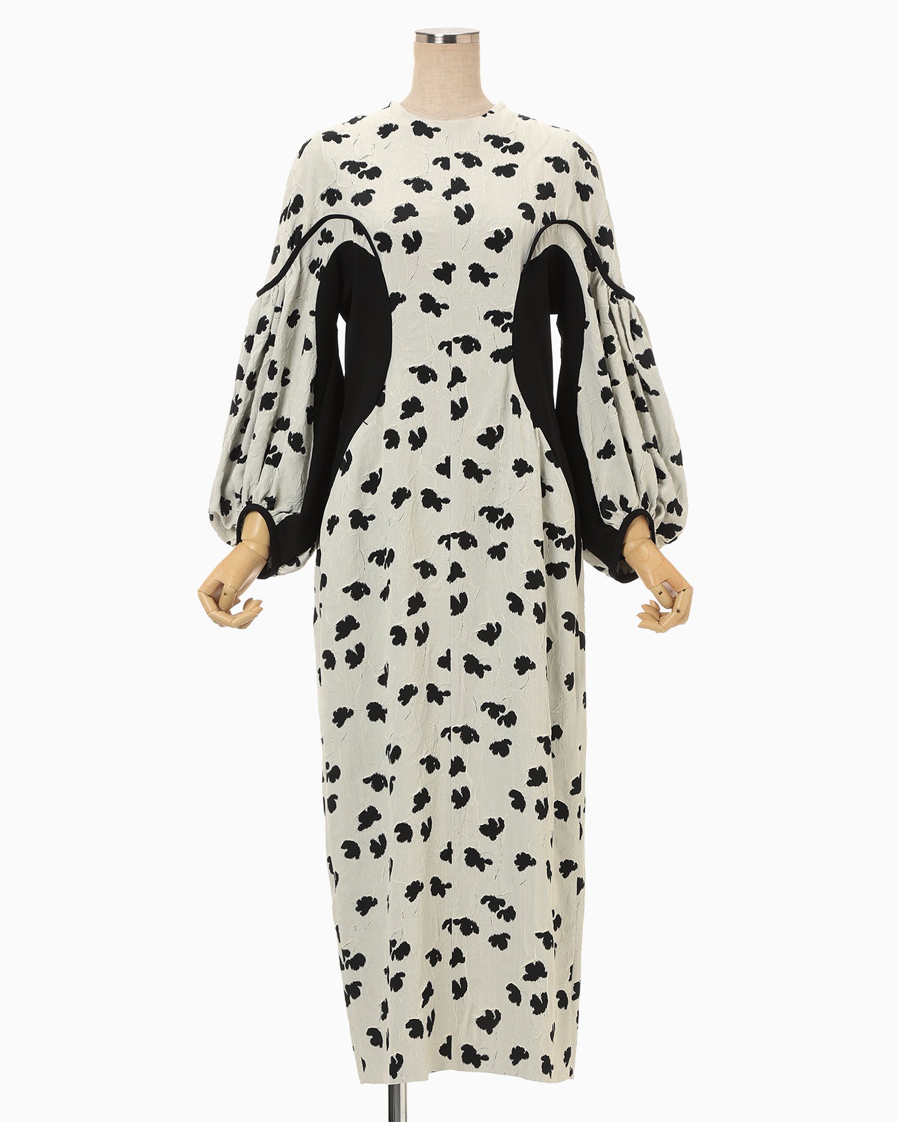 Double Layered Floral Jacquard Dress - ecru - Mame Kurogouchi
