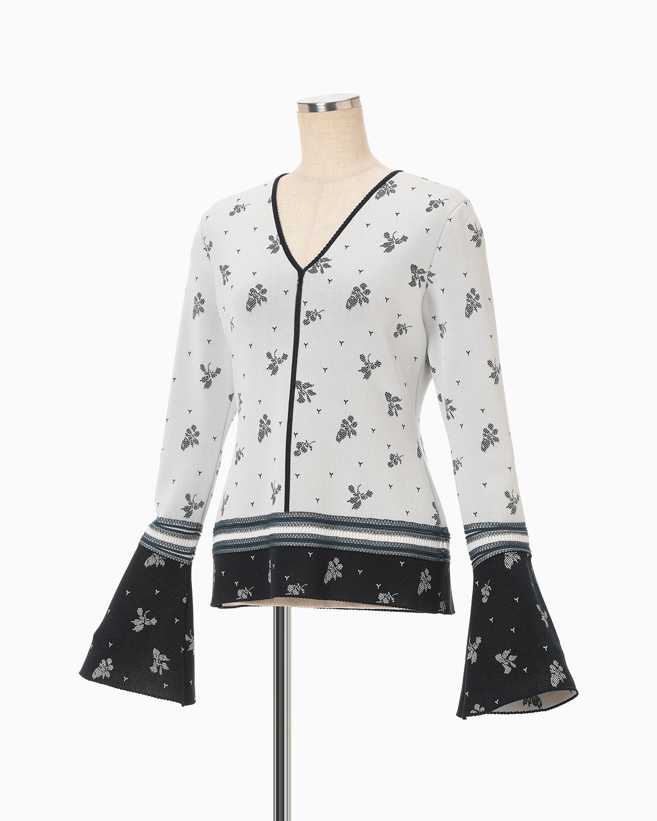 Floral Jacquard Knit Top - white - Mame Kurogouchi