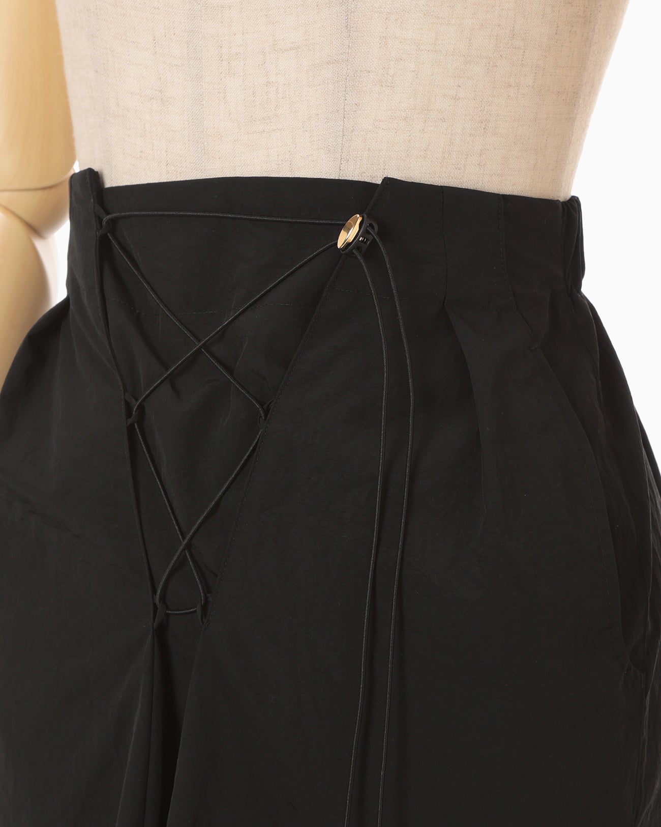 Nylon Typewriter Skirt - black - Mame Kurogouchi