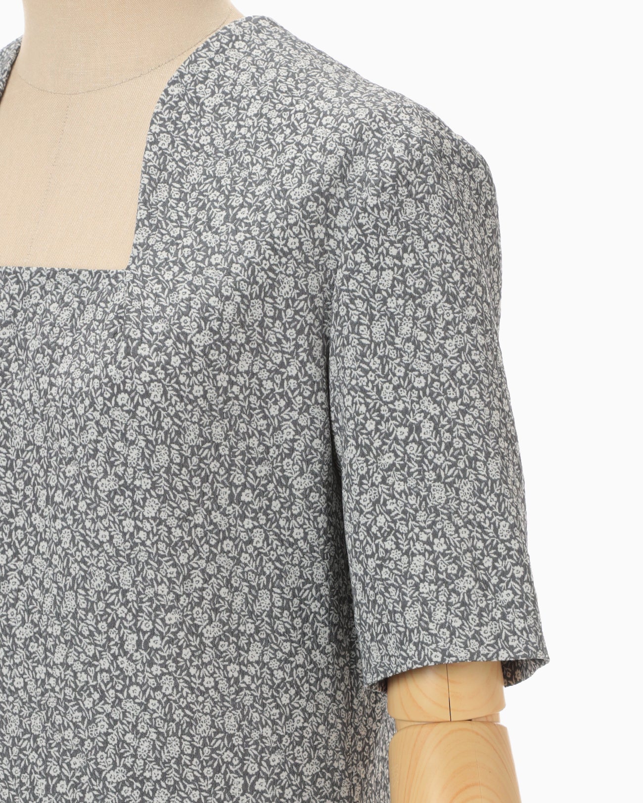 Floral Jacquard Square Neck Dress - grey - Mame Kurogouchi