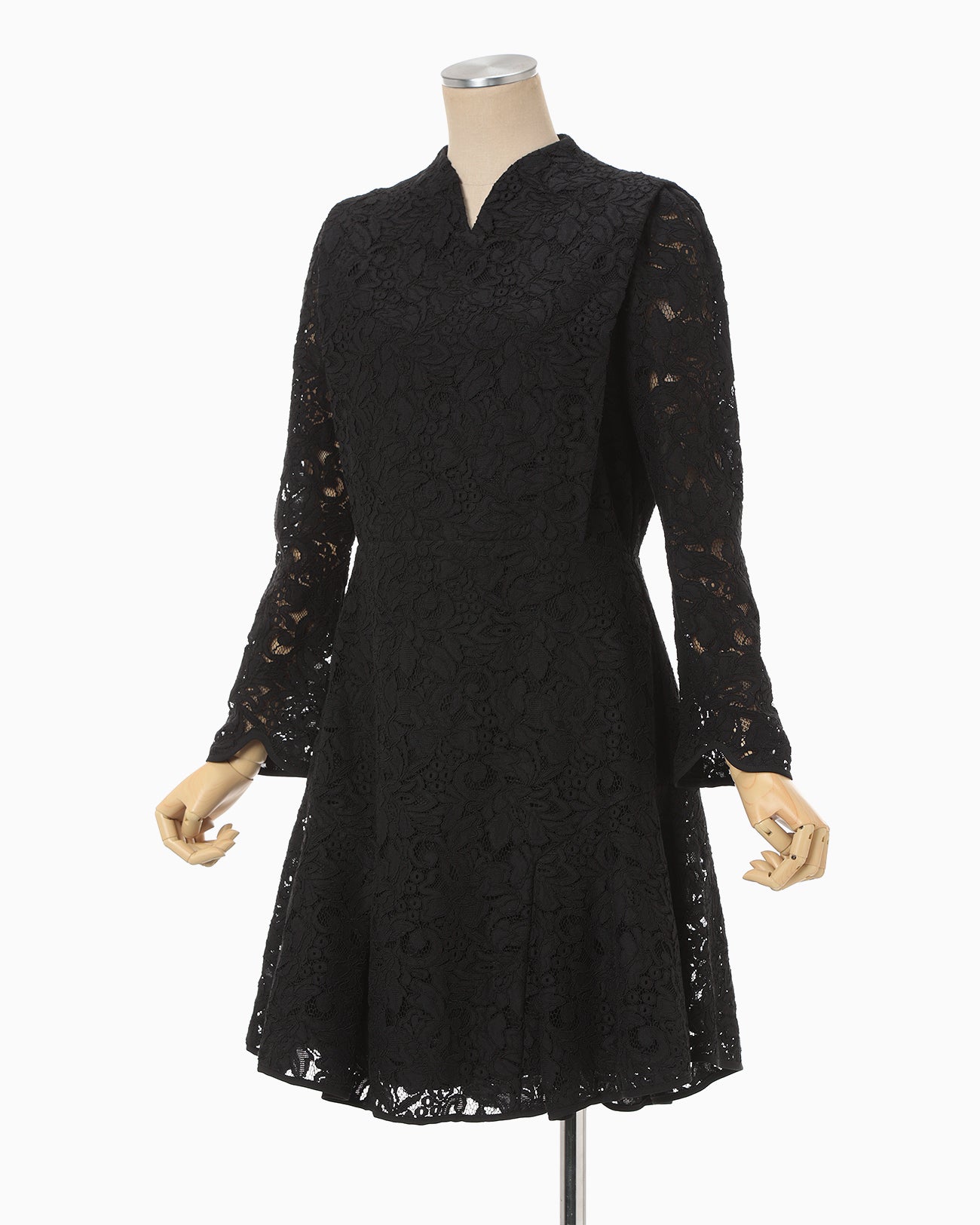 Raschel Lace Flare Dress - black - Mame Kurogouchi