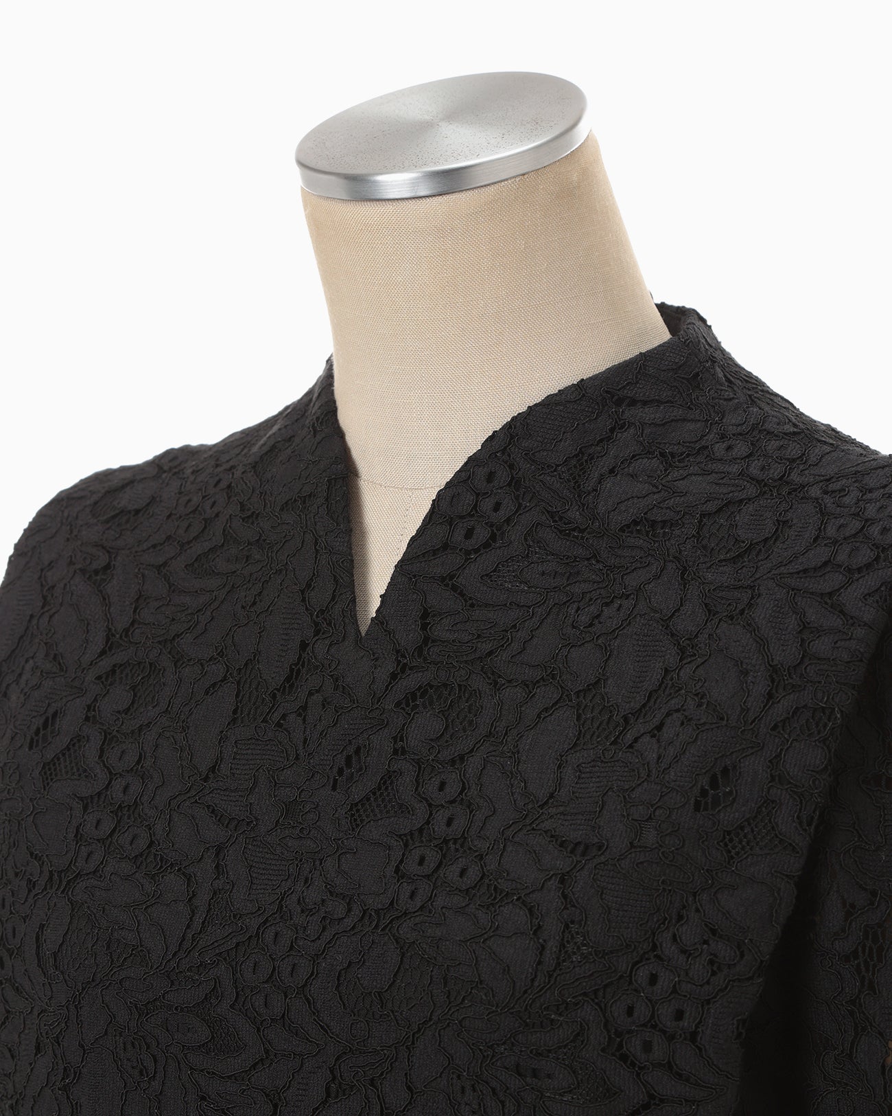 Raschel Lace Flare Dress - black - Mame Kurogouchi
