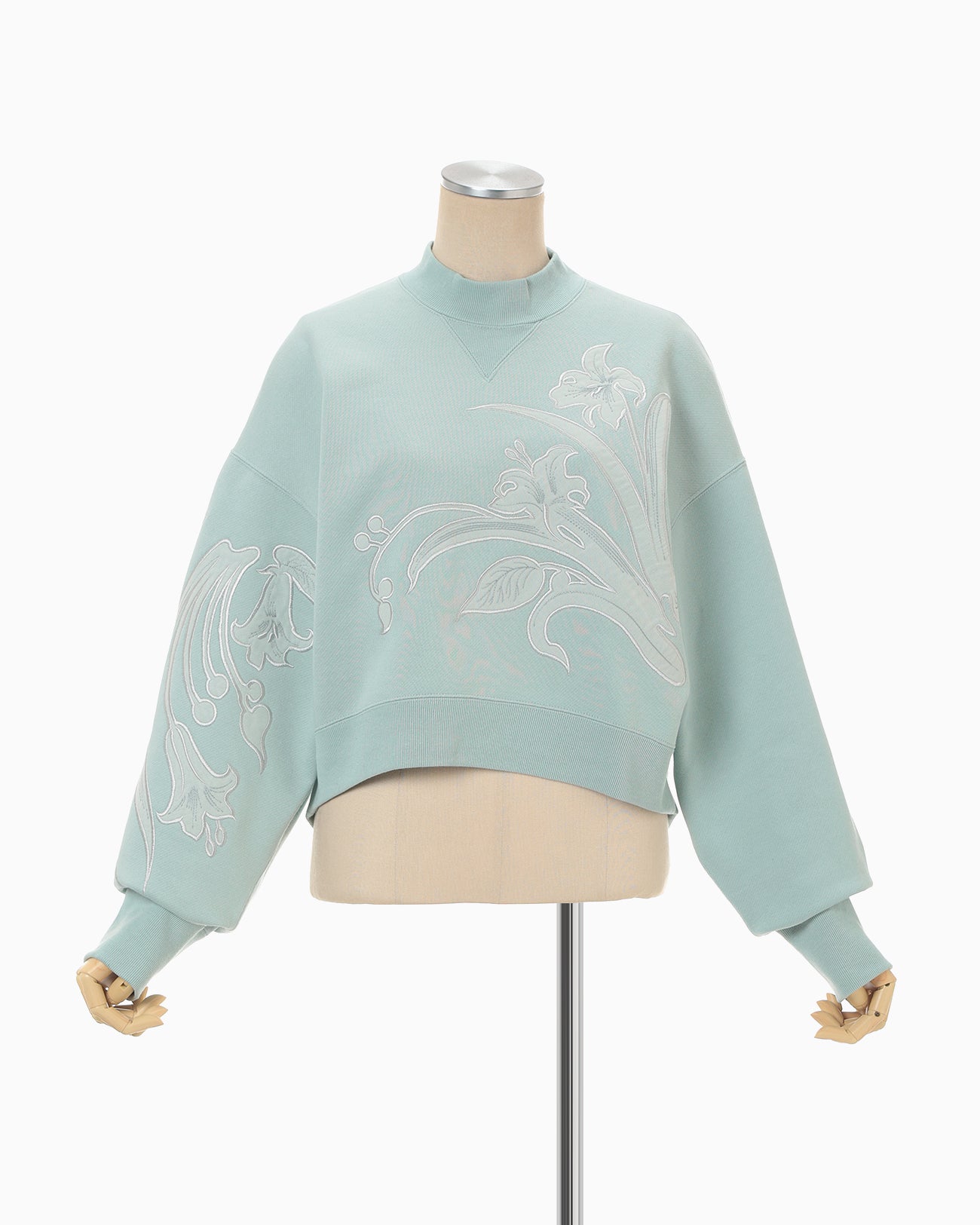 Floral Embroidery Short Sweat Top - light blue - Mame Kurogouchi