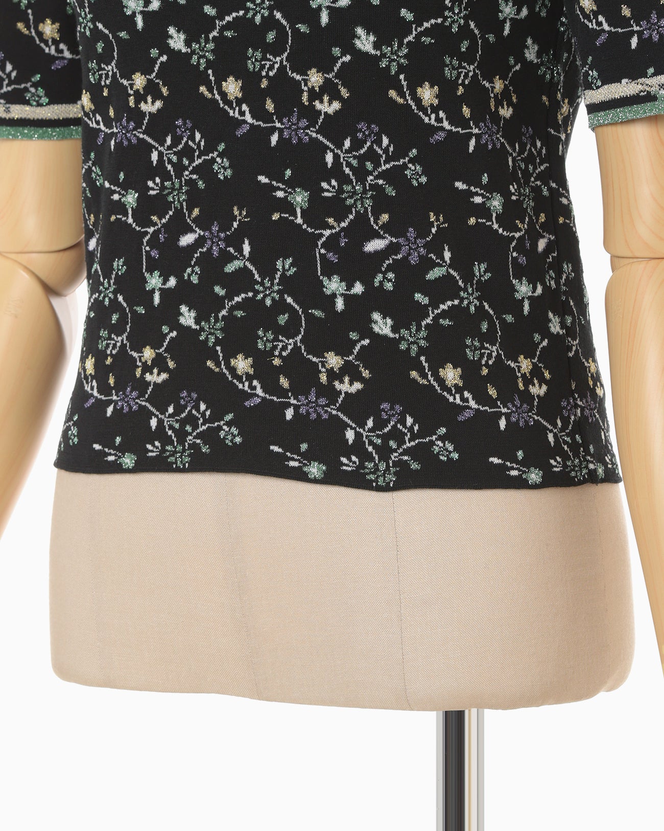 Floral Motif Glitter Short Sleeve Knit Top - black - Mame Kurogouchi