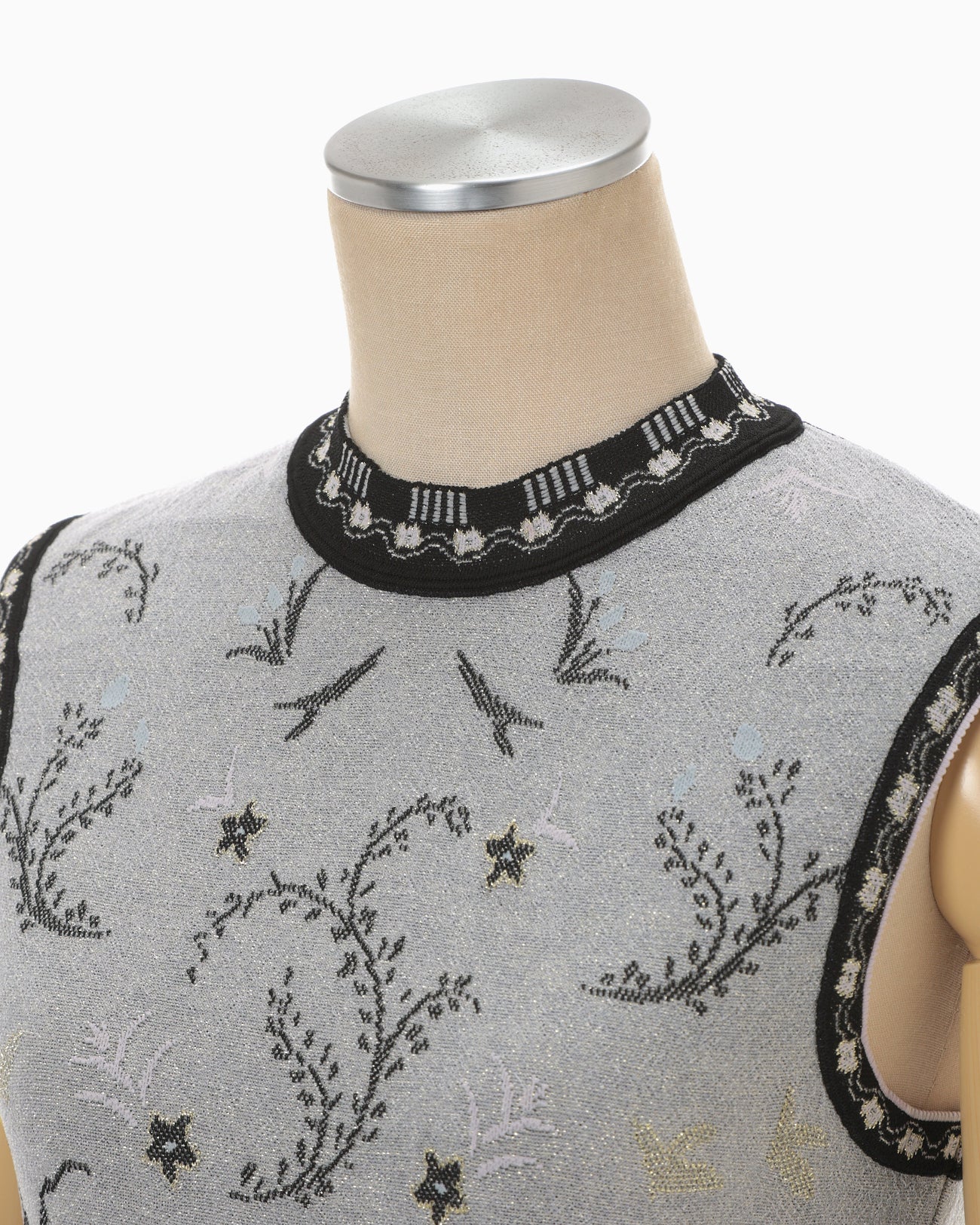 Layered Jacquard Sleeveless Knit Top - black - Mame Kurogouchi