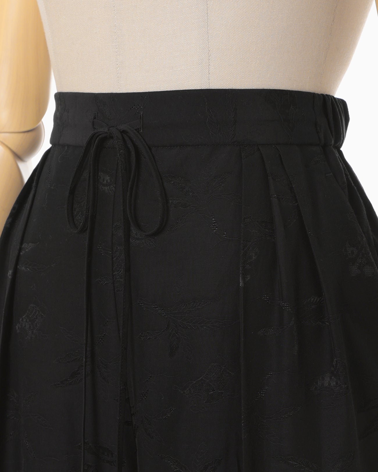 Karako Jacquard Trousers - black - Mame Kurogouchi