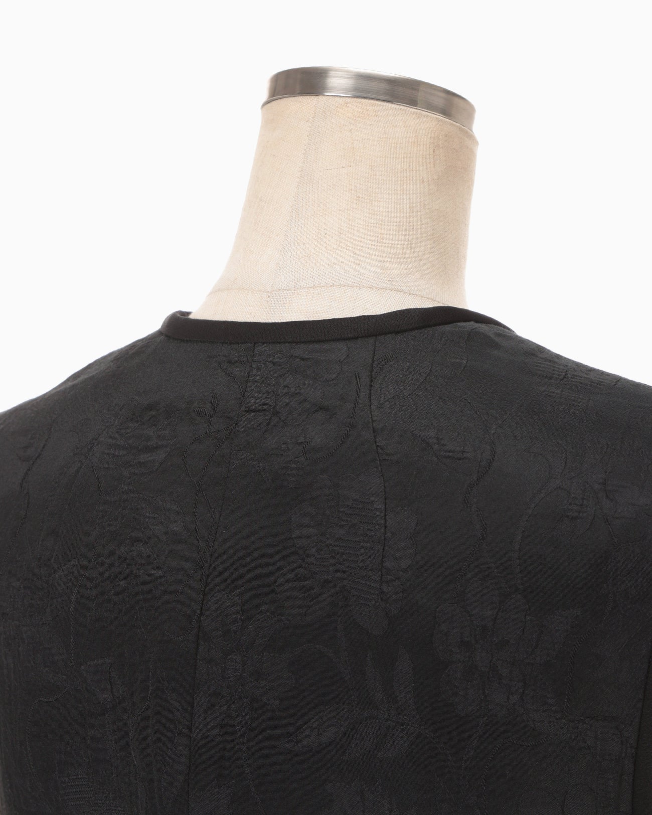 Raised Jacquard Frog Button Vest - black - Mame Kurogouchi