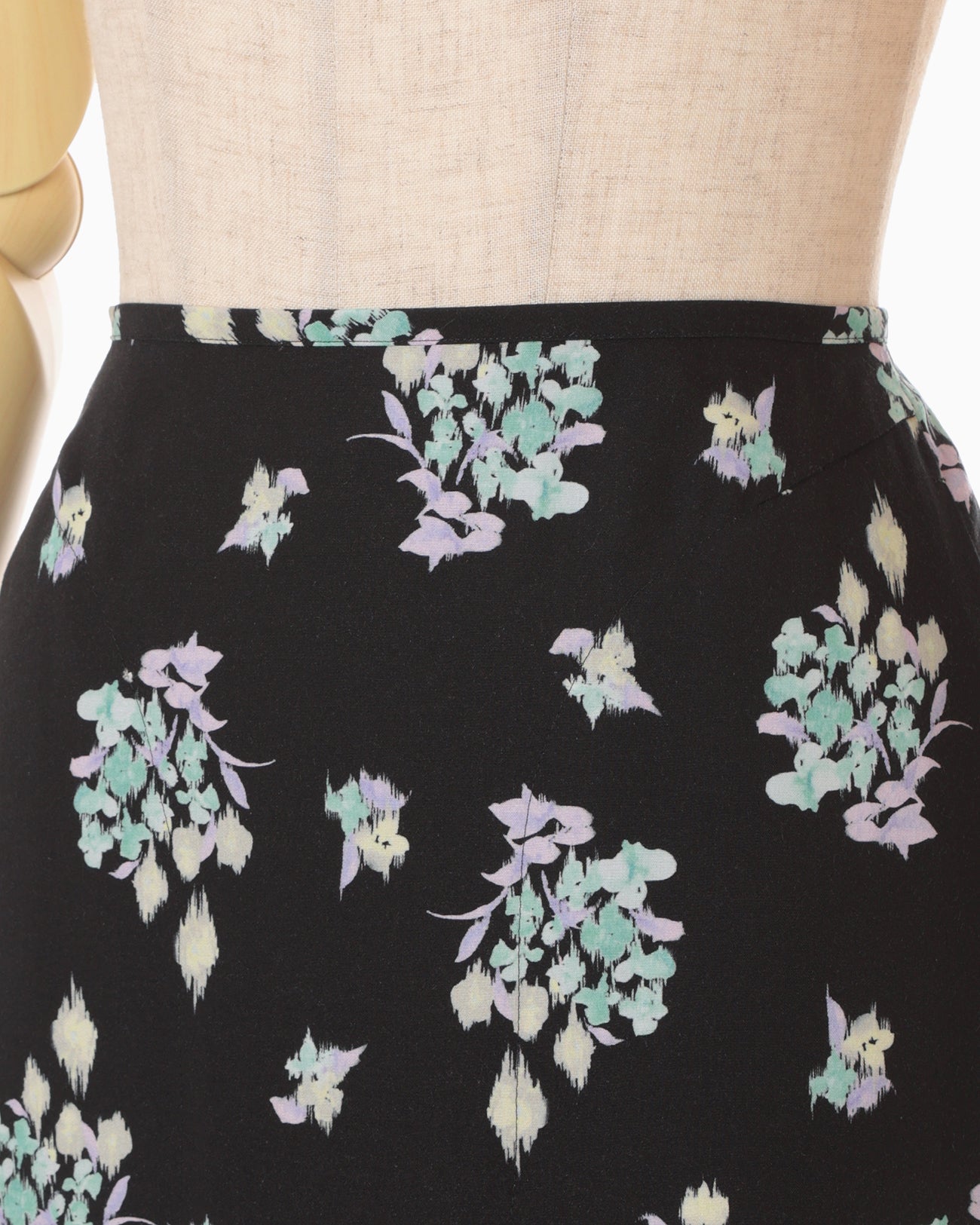 Floral Motif Printed Skirt - black - Mame Kurogouchi