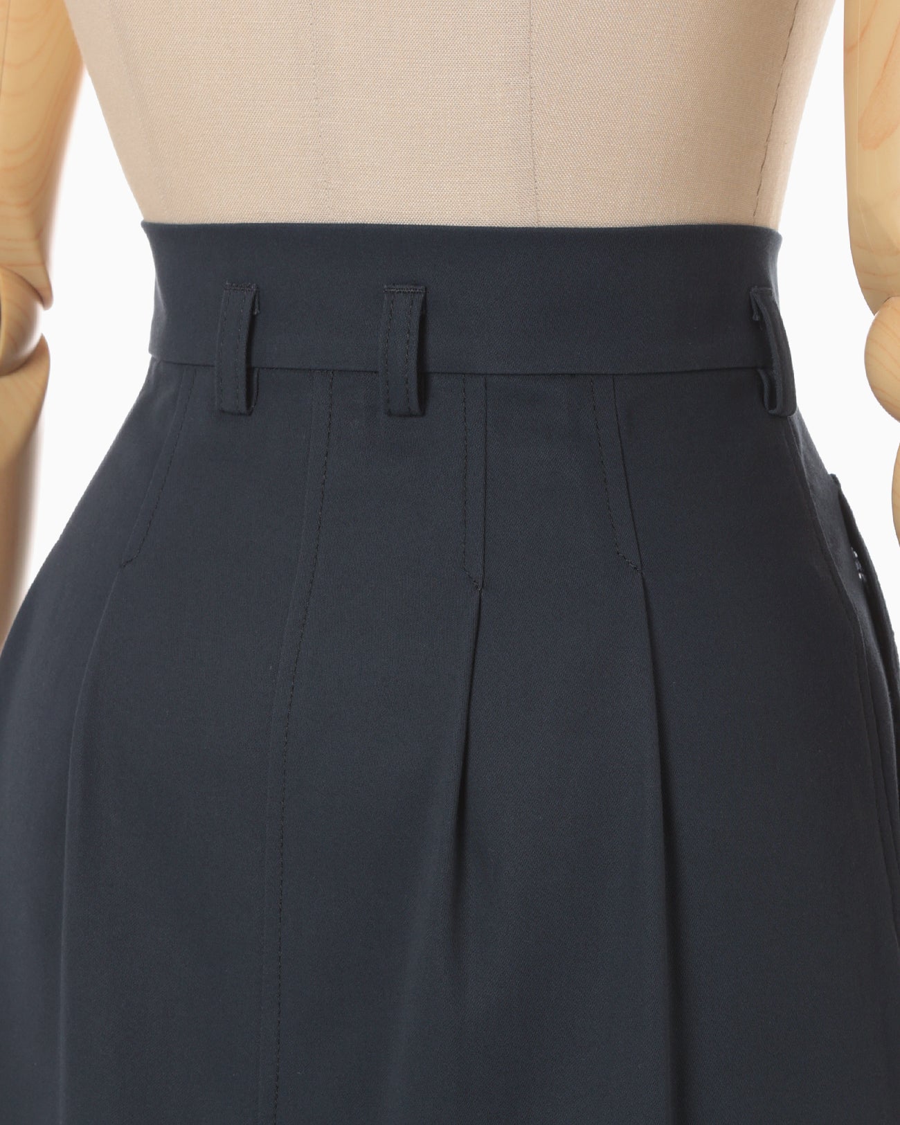 Cording Embroidery Detailed I-line Skirt - navy - Mame Kurogouchi