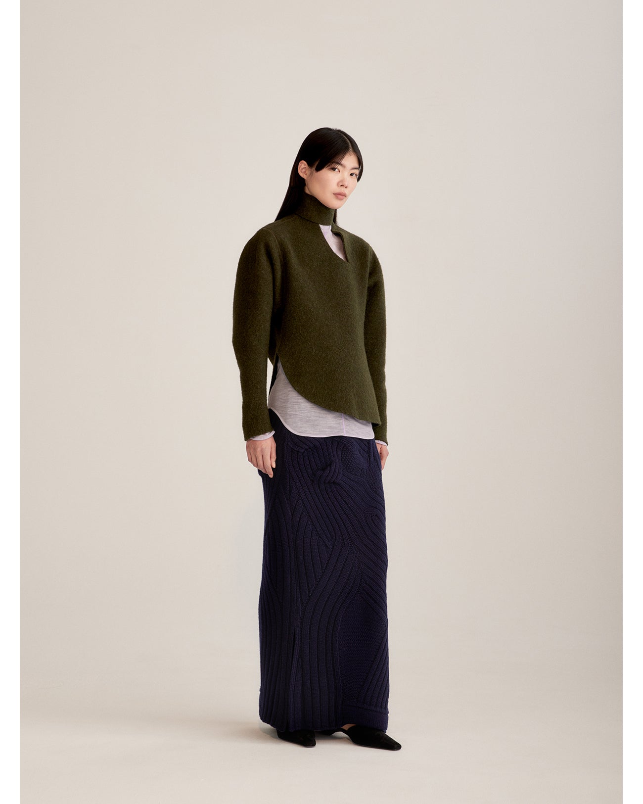 Wool Cashmere Frilled Knitted Pullover With Choker - khaki