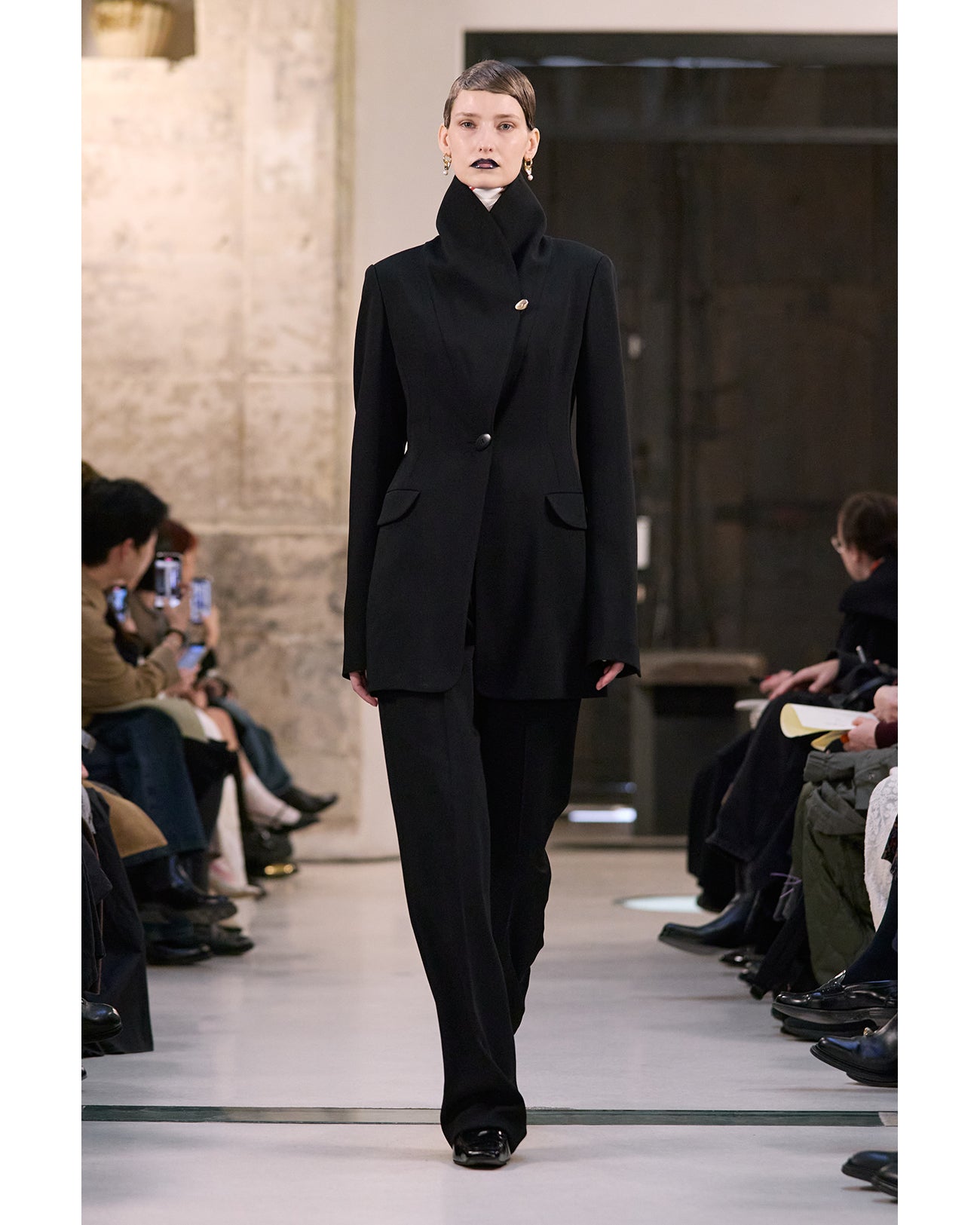 Wool Venetian Shawl Collar Jacket - black