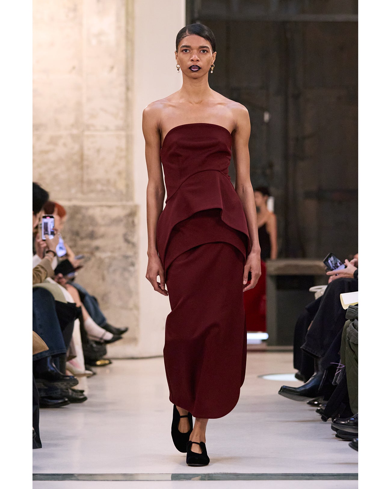 Double Jersey Asymmetric Bustier - bordeaux