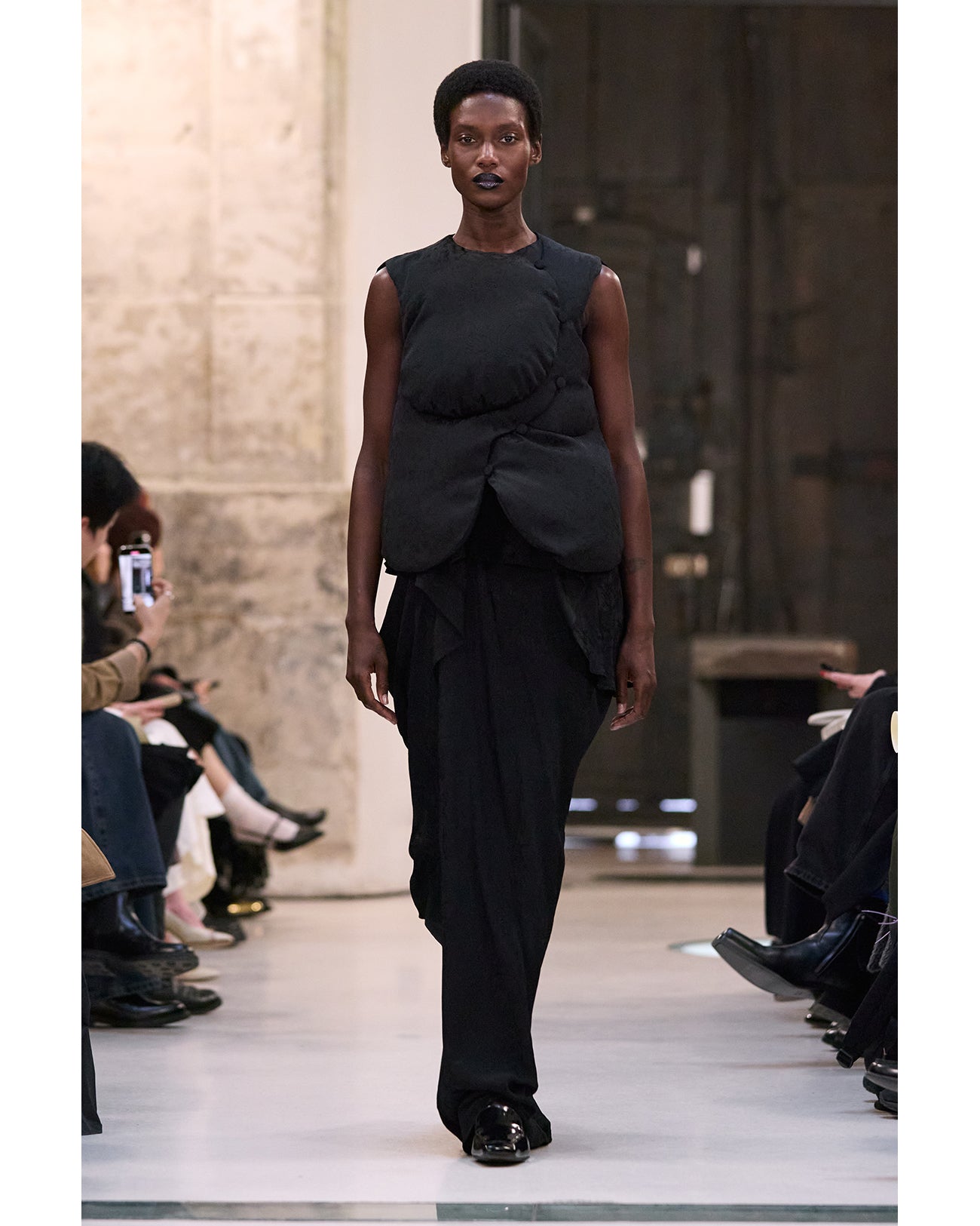 Floral Jacquard Asymmetry Drape Skirt - black